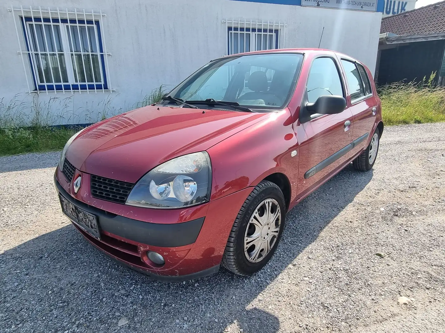Renault Clio Extreme 1,5 dCi Rood - 1
