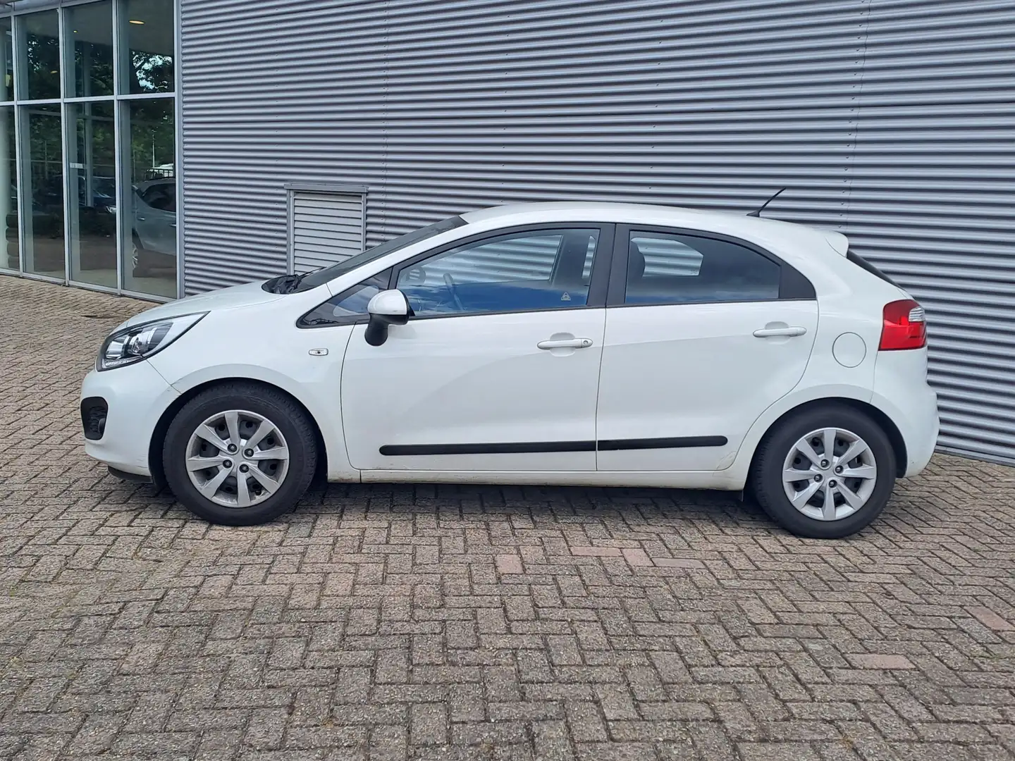 Kia Rio 1.2 CVVT BusinessLine Airco | Cruise | Bluetooth | Bianco - 2