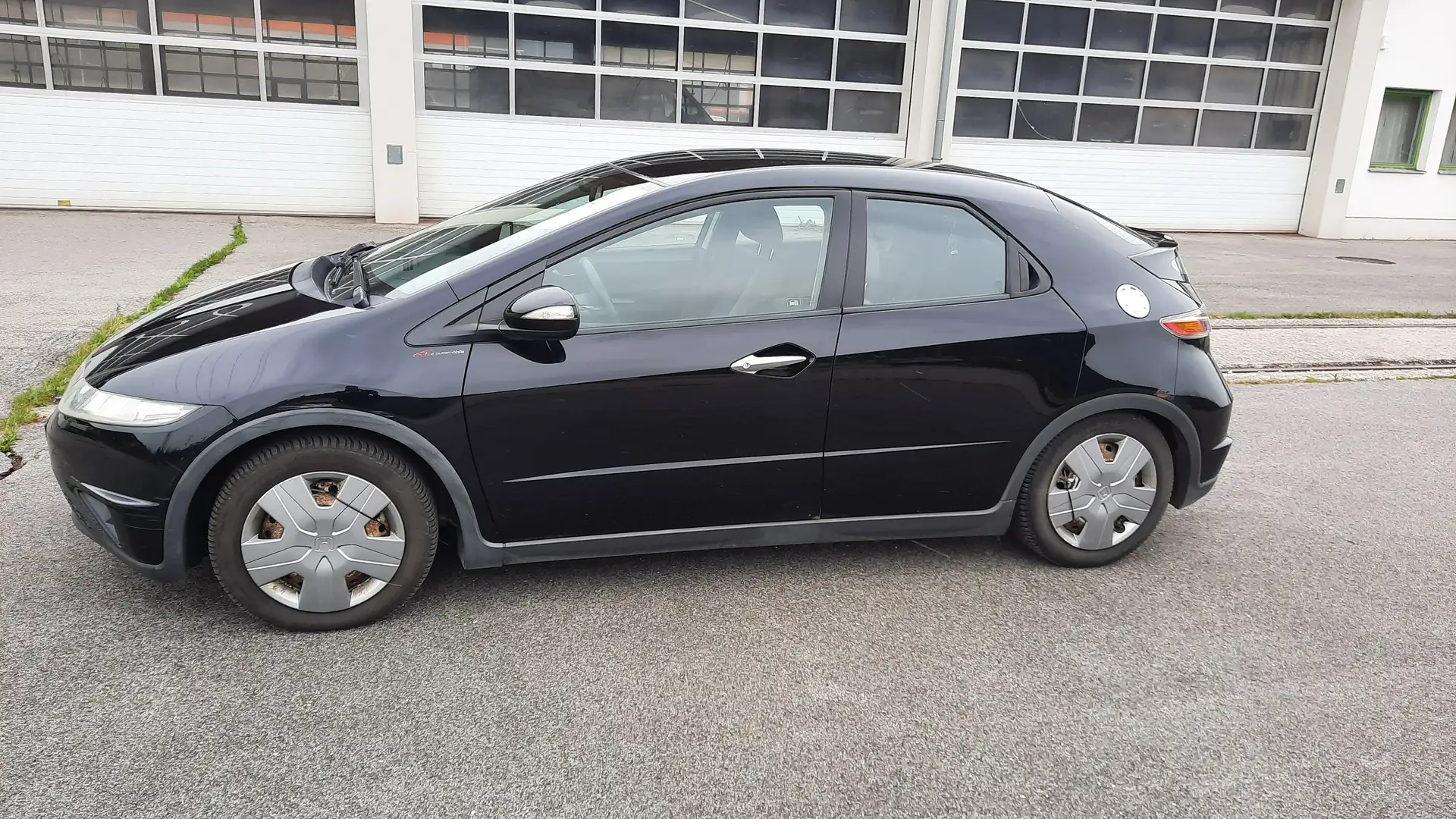 Honda Civic 2,2 i-CTDi Comfort Schwarz - 1