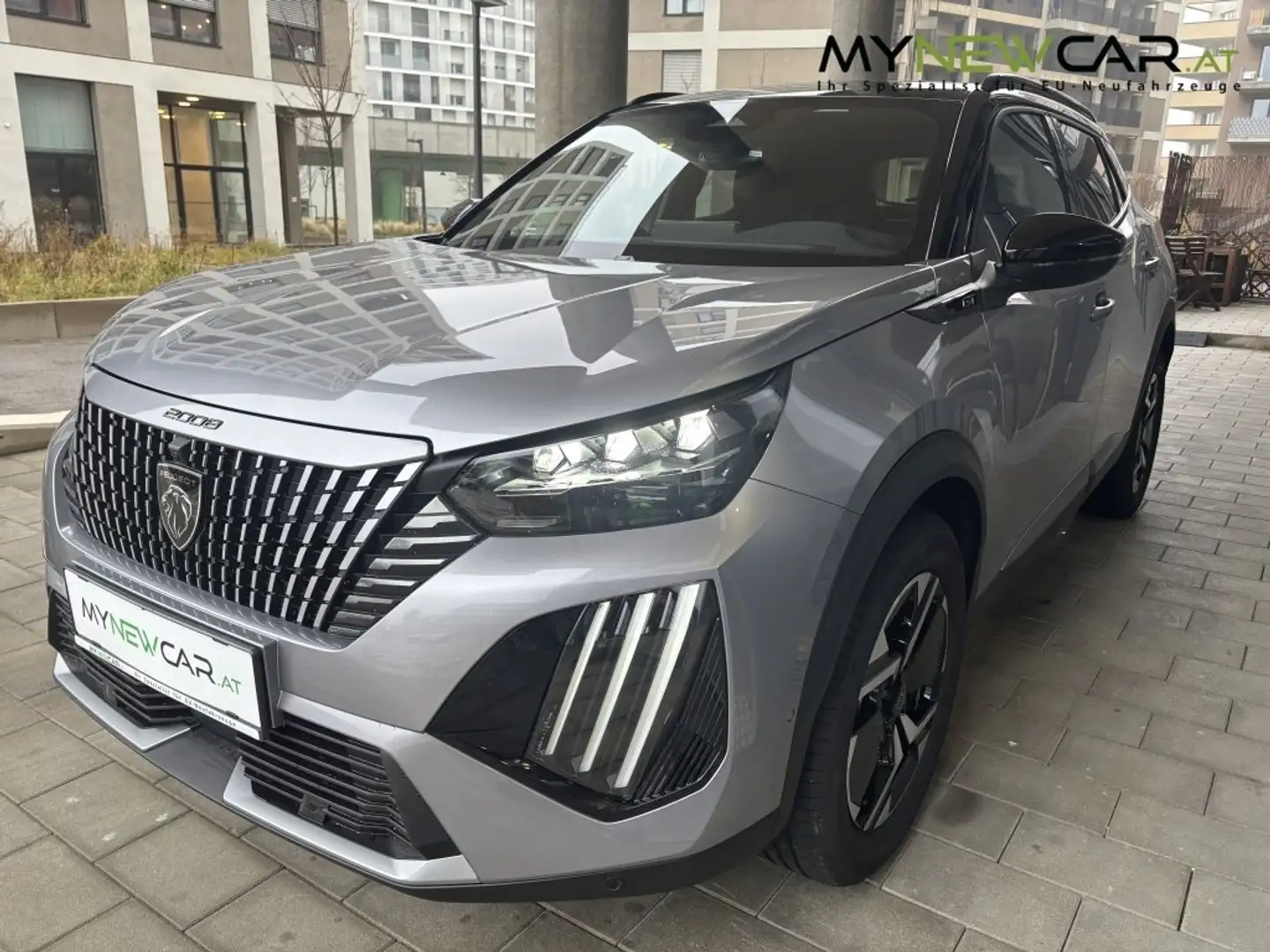 Peugeot 2008 GT Hybrid 145 e-DCS6 **NEU** Gris - 2