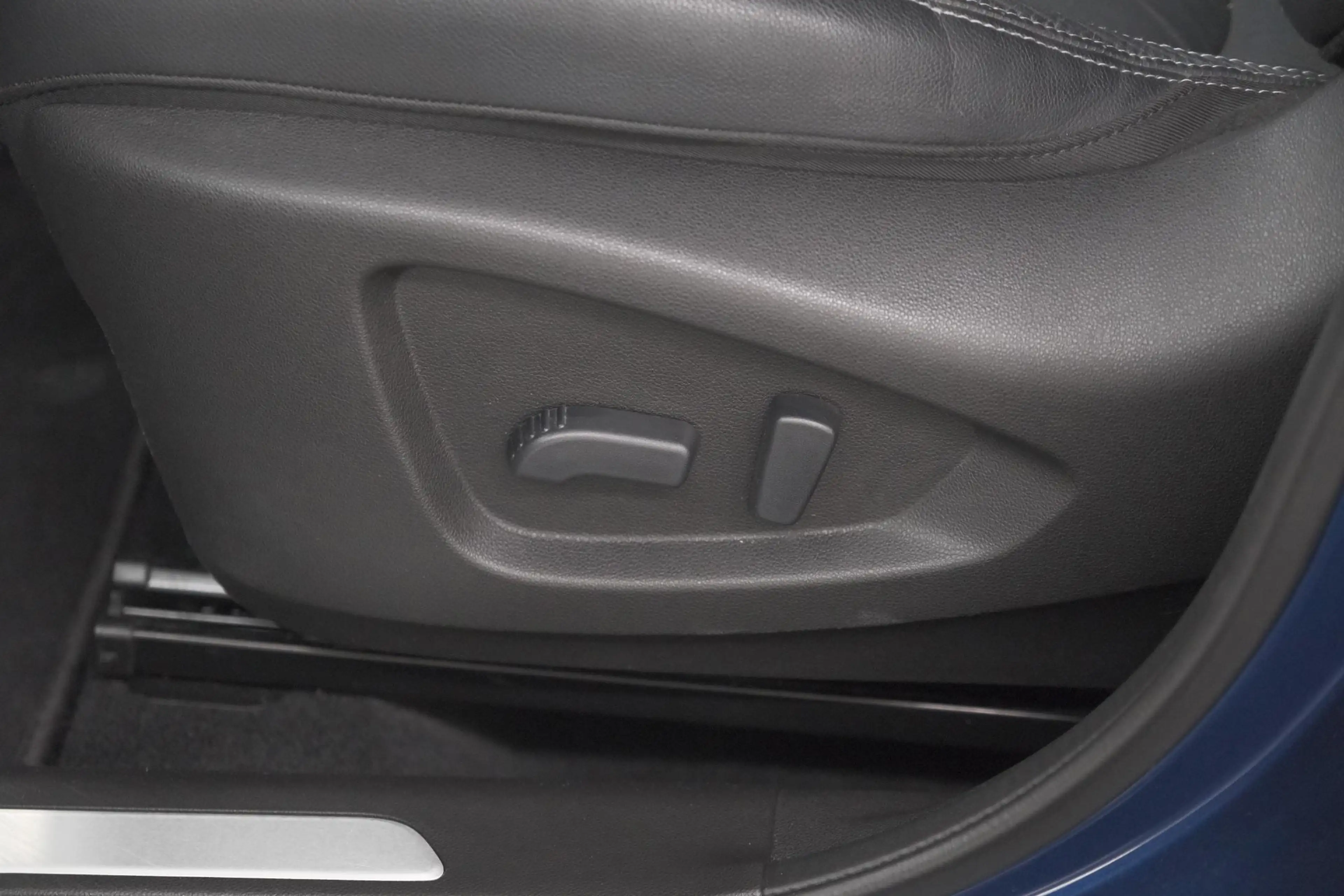 Renault Kadjar TCe 140 EDC Intens | Trekhaak | Camera | Dodehoekd — photo 3