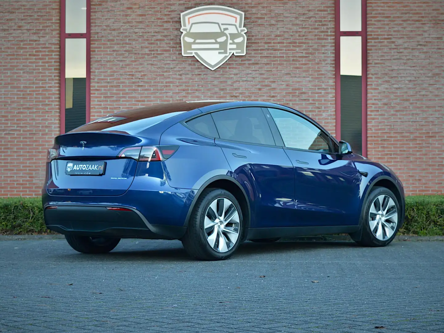 Tesla Model Y Long Range AWD 75 kWh Bleu - 2