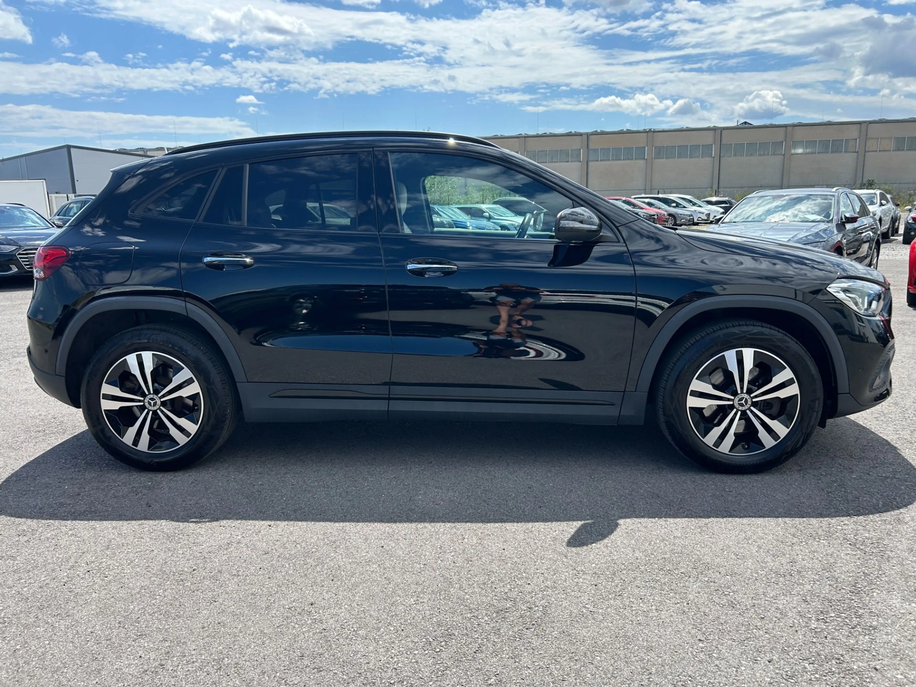 Mercedes-Benz GLA 250 250e DCT PROGRESSIVE LINE — photo 4