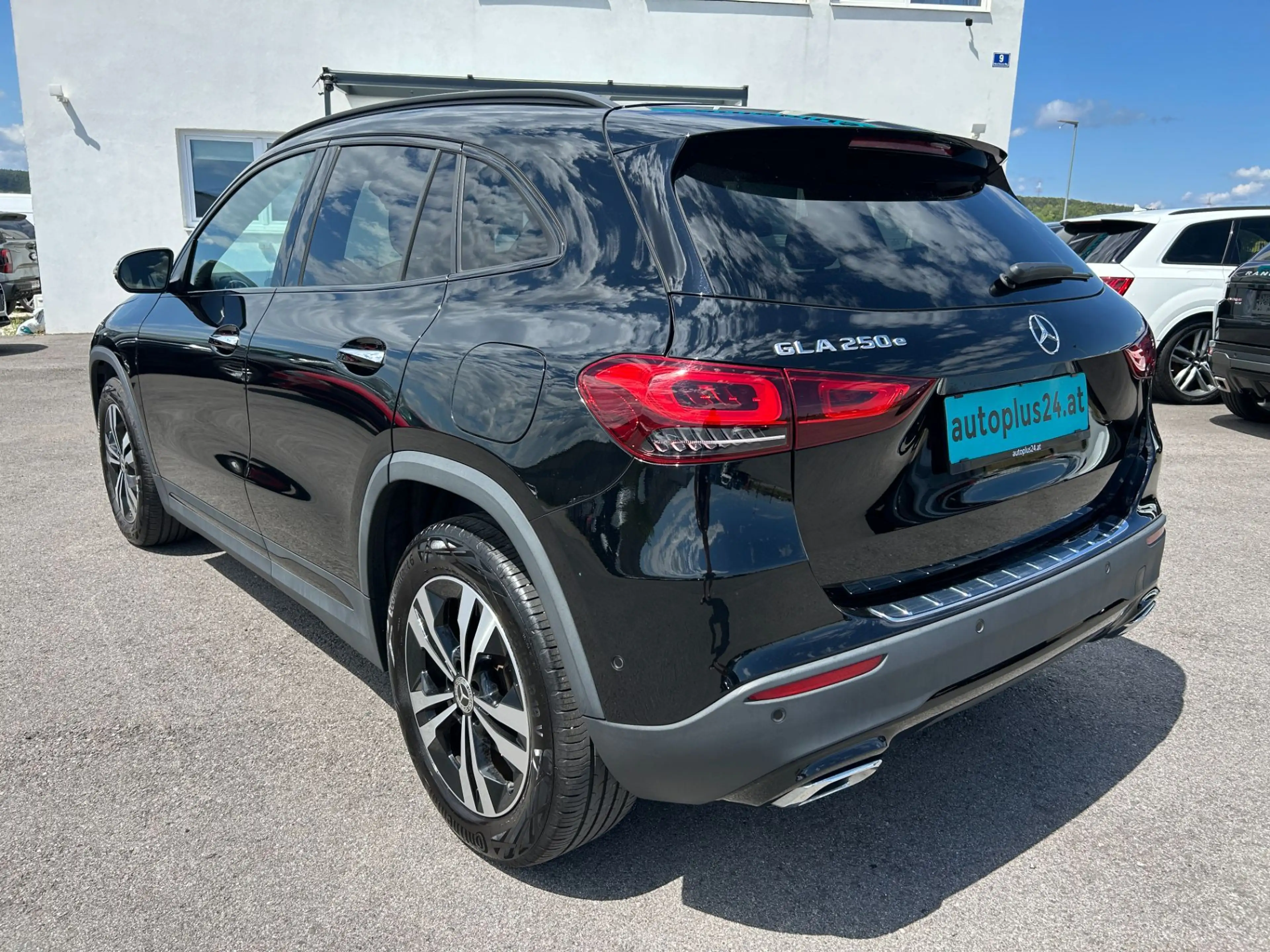 Mercedes-Benz GLA 250 250e DCT PROGRESSIVE LINE — photo 8