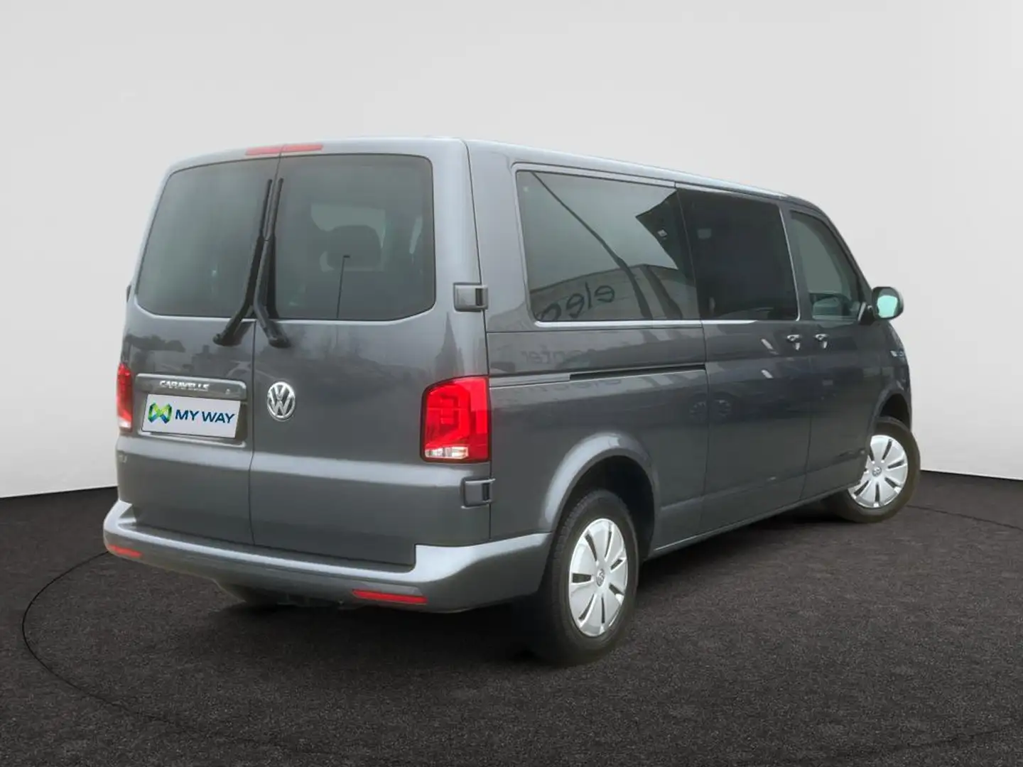 Volkswagen T6 Transporter Caravelle long 2.0 TDi (150pk) Automaat /// 9 plaatsen ///  Voor & Achter sensoren /// Android auto & Apple Carplay Šedá - 2