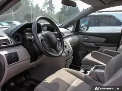 Honda Odyssey снимка Honda Odyssey