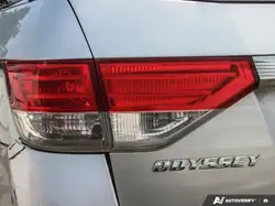 Honda Odyssey снимка Honda Odyssey