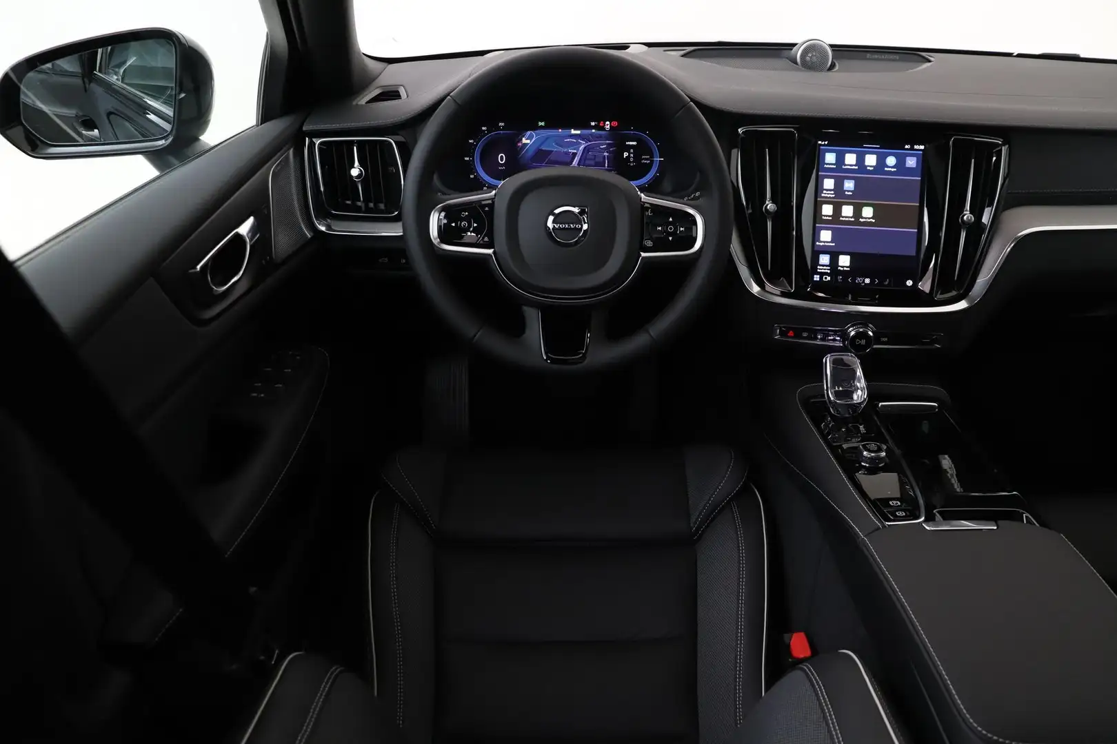 Volvo V60 T6 RECHARGE AWD ULTRA DARK -PANO.DAK|360°CAM|BOWER Noir - 2