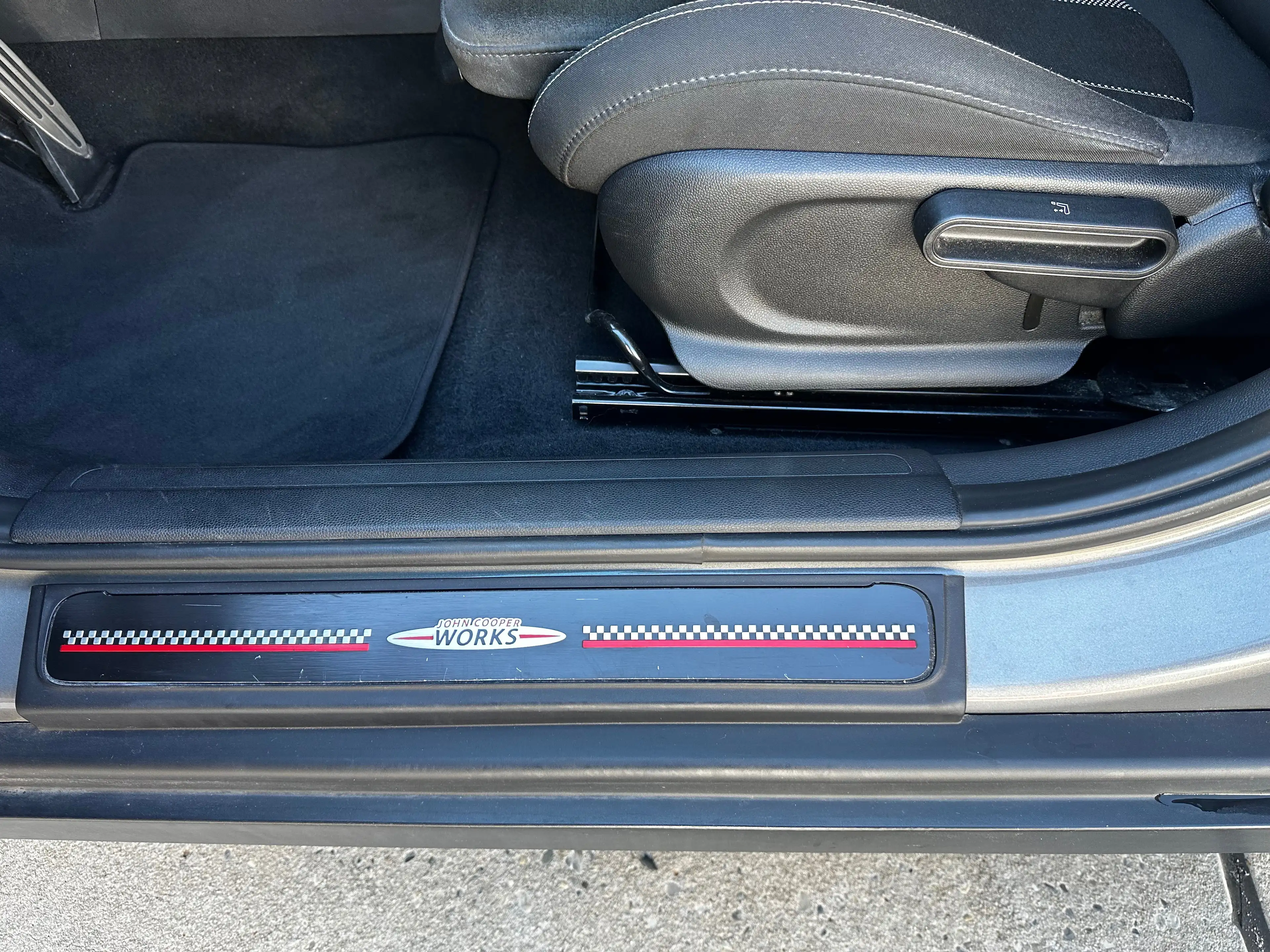 MINI John Cooper Works Clubman Cooper SD All4 — photo 4