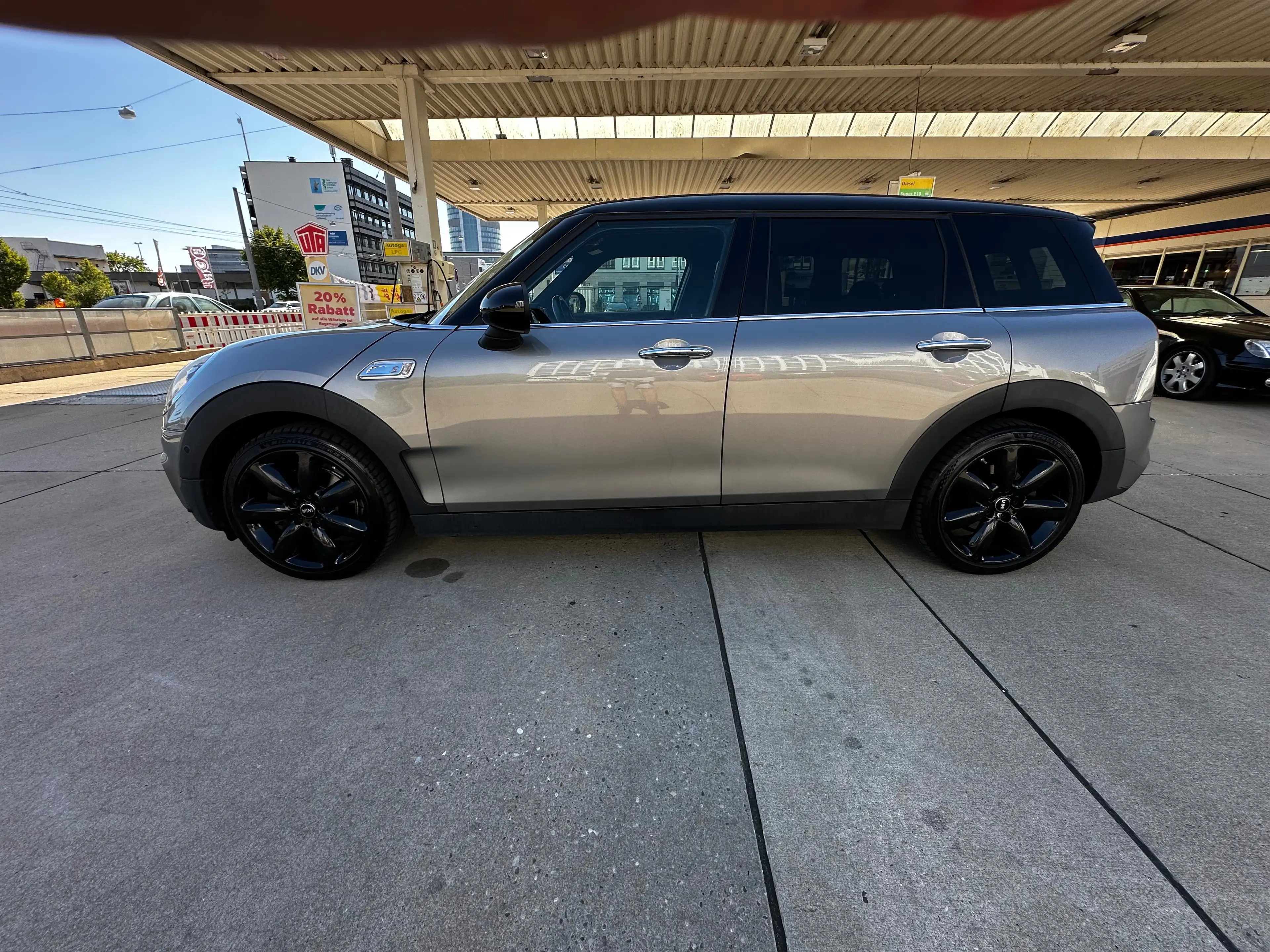 MINI John Cooper Works Clubman Cooper SD All4 — photo 12