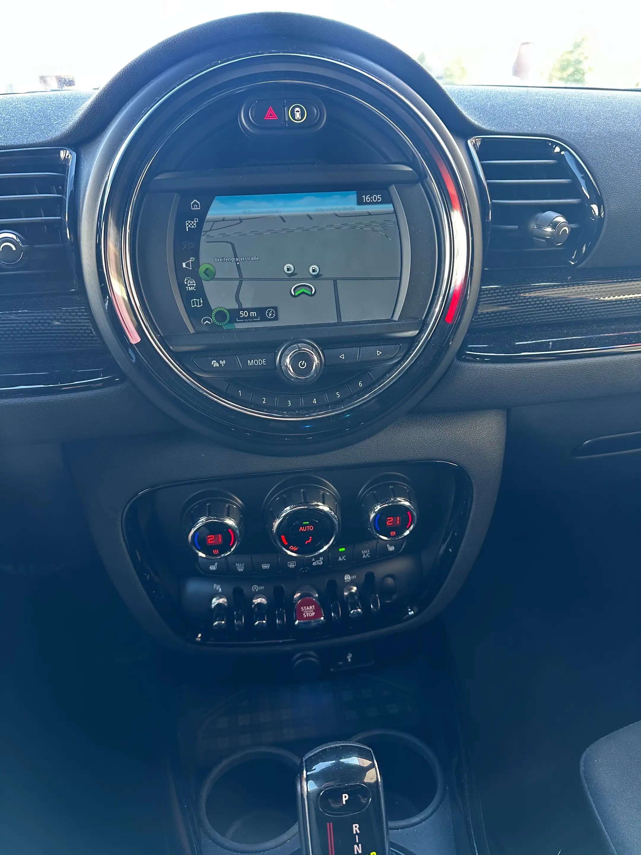 MINI John Cooper Works Clubman Cooper SD All4 — photo 8