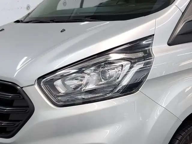 Ford Transit Custom view 5