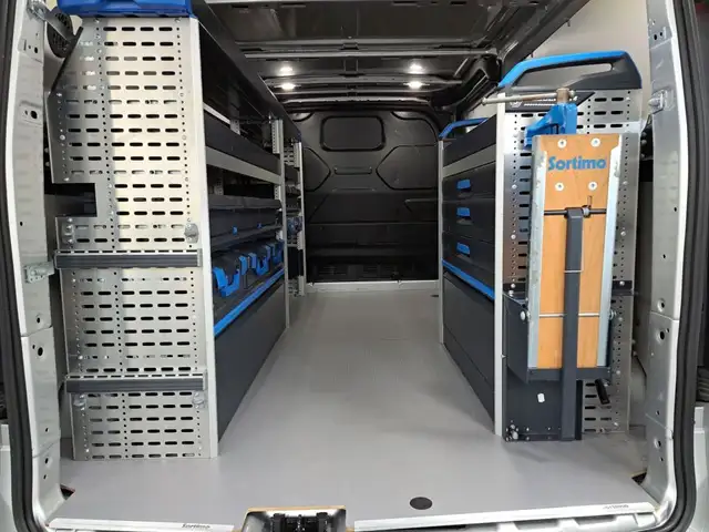 Ford Transit Custom view 7