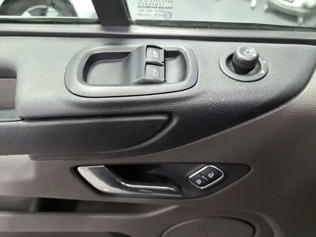 Ford Transit Custom view 10