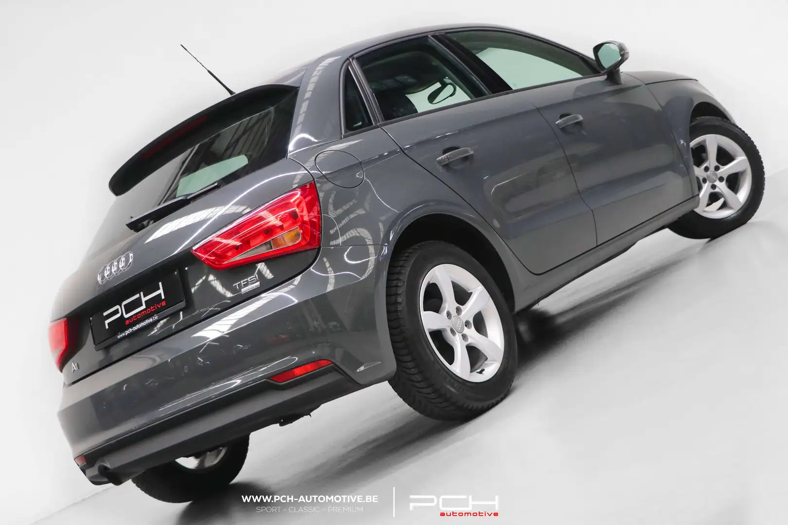 Audi A1 Sportback 1.0 TFSI 82cv - Garantie 1 an - TVAC Grau - 2