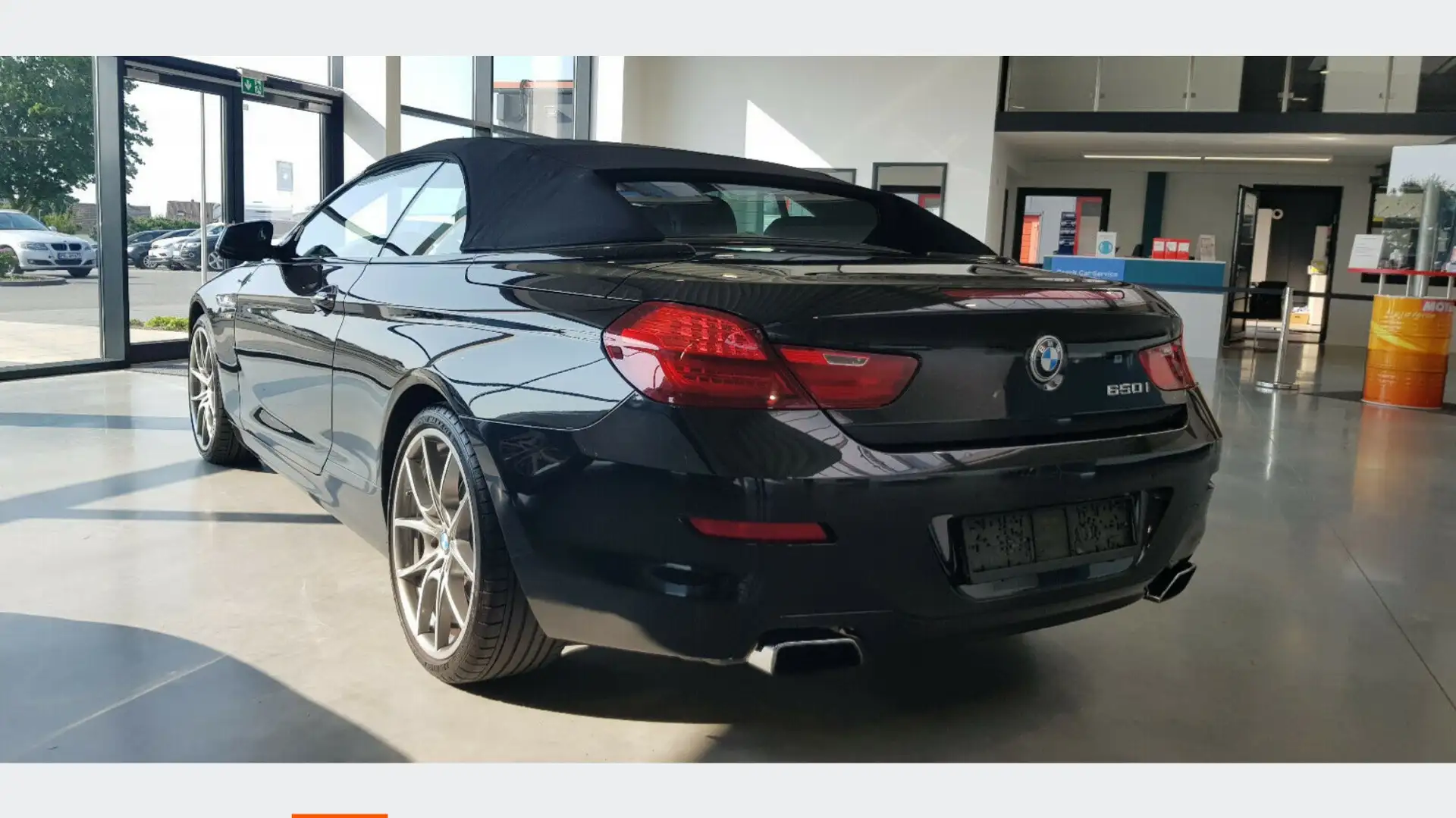 BMW 650 650i xDrive Cabrio - 2