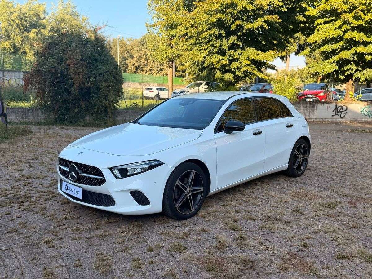 Mercedes-Benz A 180