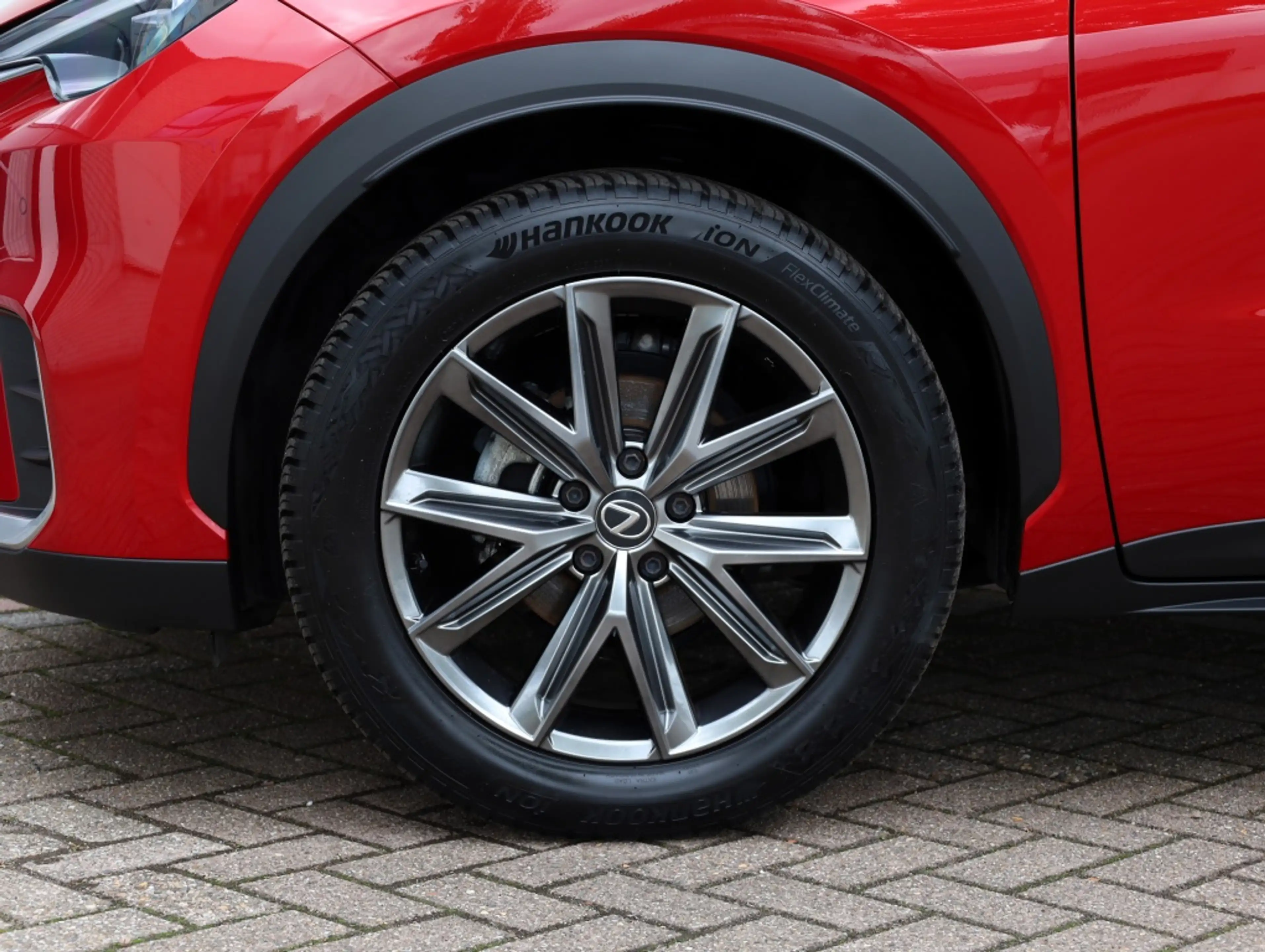 Lexus LBX 1.5 Relax 2WD | Leder | Memory Seat | Dodehoek — photo 9