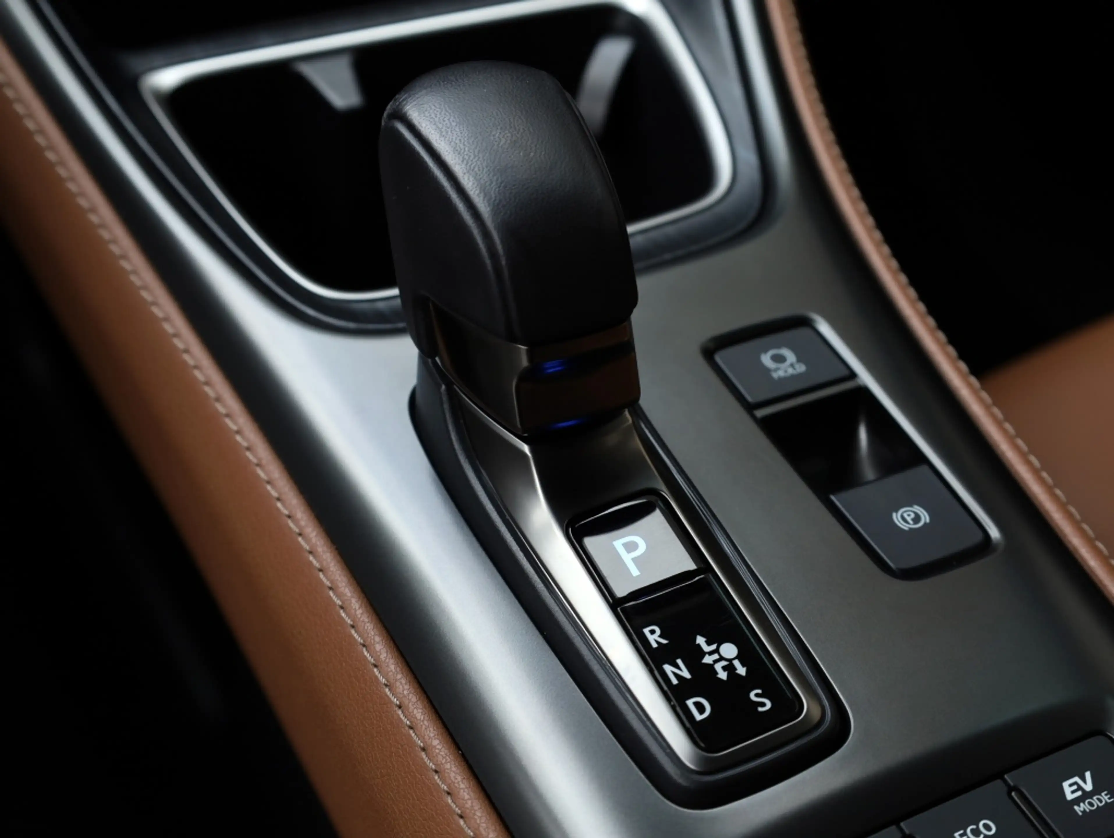 Lexus LBX 1.5 Relax 2WD | Leder | Memory Seat | Dodehoek — photo 21