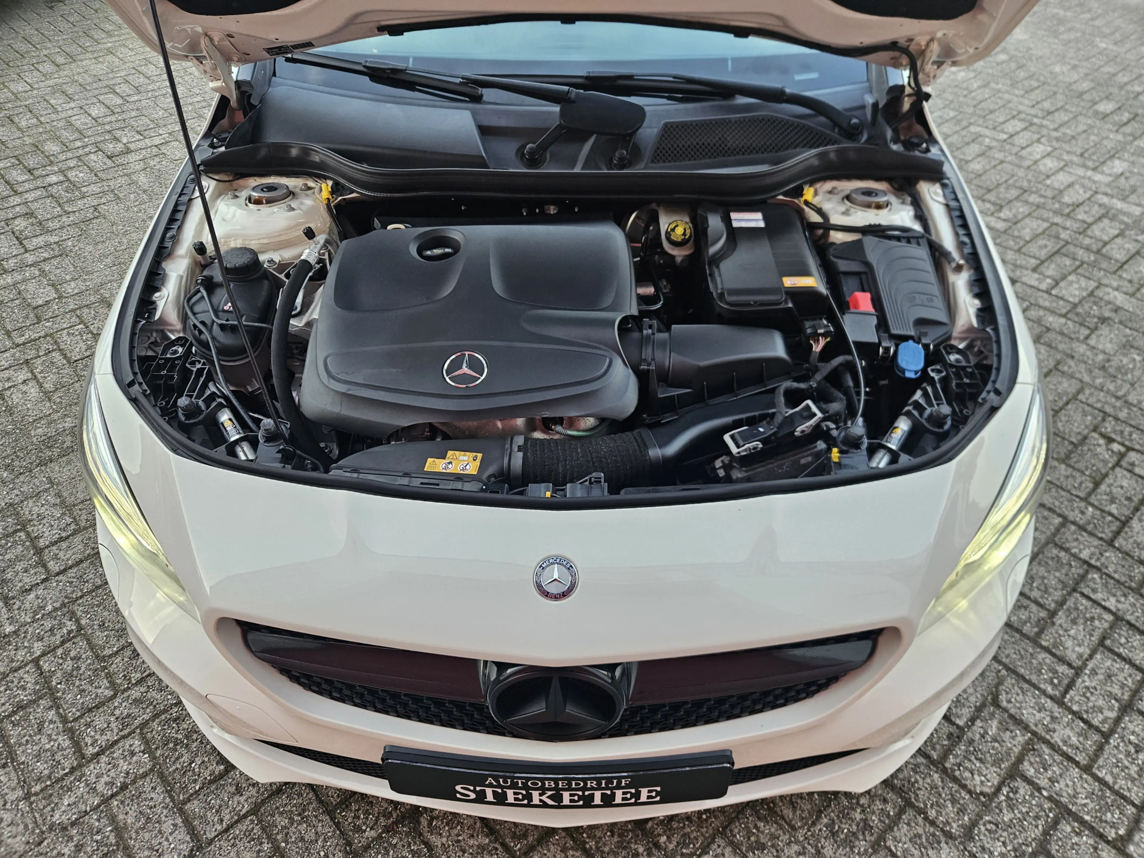 Mercedes-Benz CLA 180 Shooting Brake Prestige | Pano | Camera | Rijklaar — photo 27
