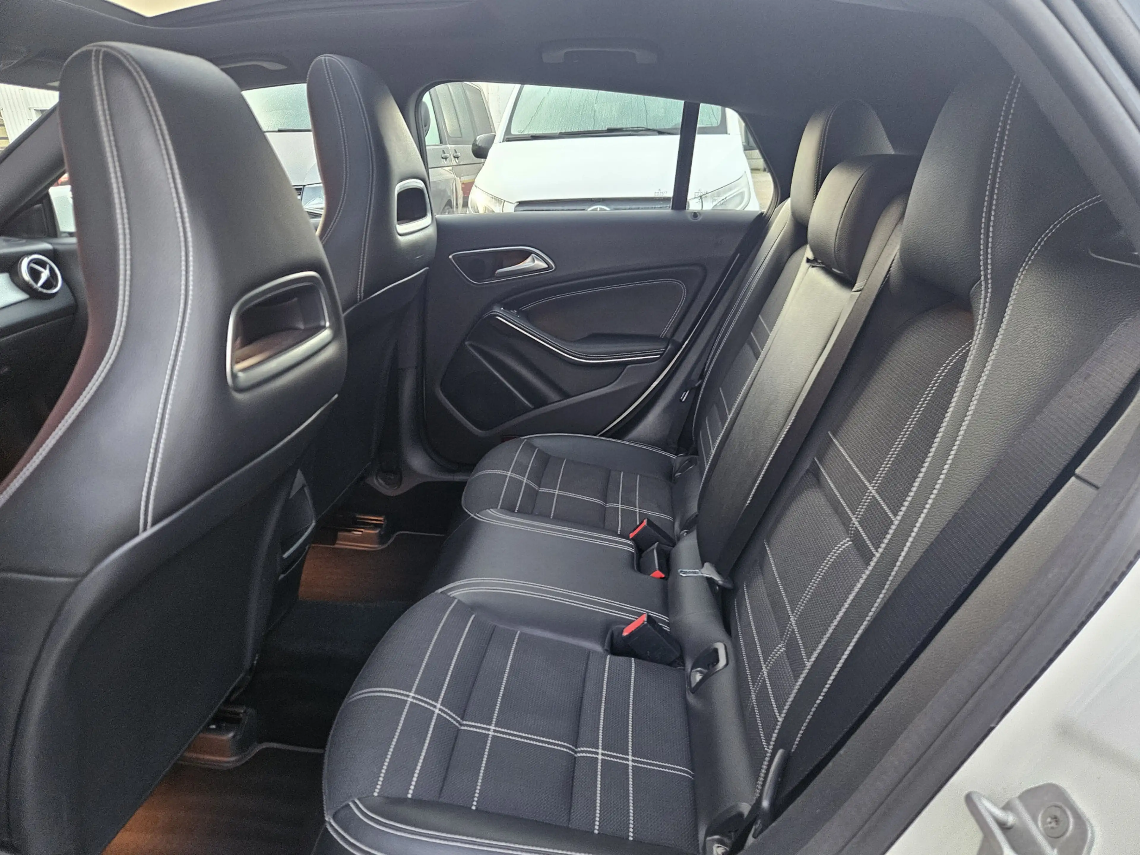 Mercedes-Benz CLA 180 Shooting Brake Prestige | Pano | Camera | Rijklaar — photo 12