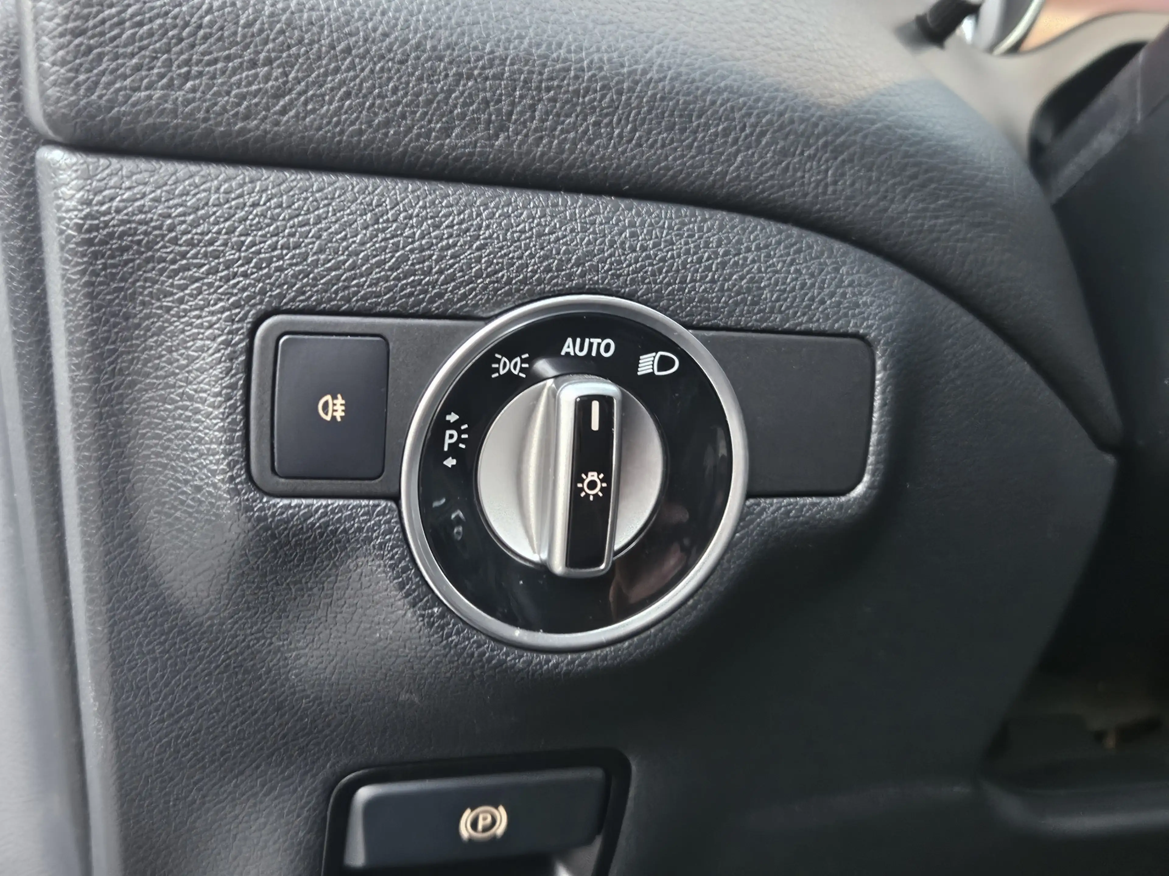 Mercedes-Benz CLA 180 Shooting Brake Prestige | Pano | Camera | Rijklaar — photo 23