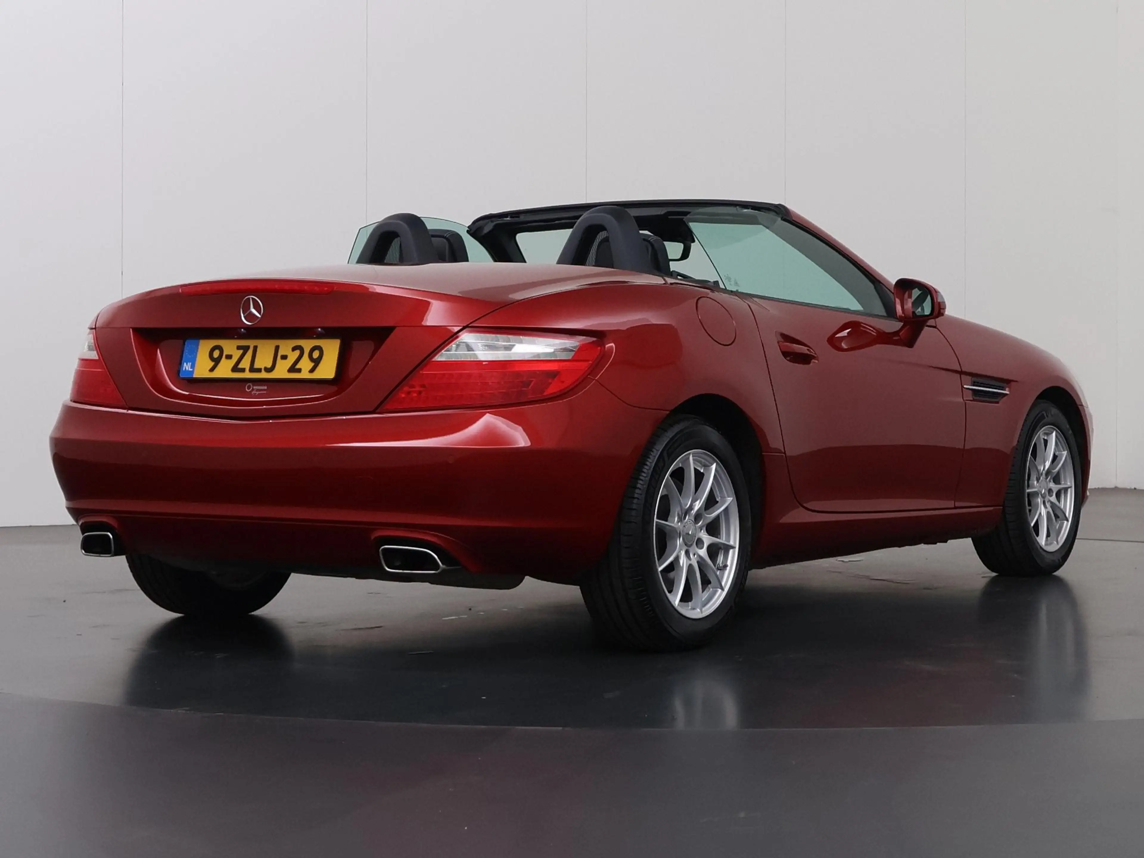 Mercedes-Benz SLK 200 | Lichtmetalen velgen | Lederen bekleding | Naviga — photo 2