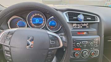 1.6 e-hdi (airdream) So Chic 115cv