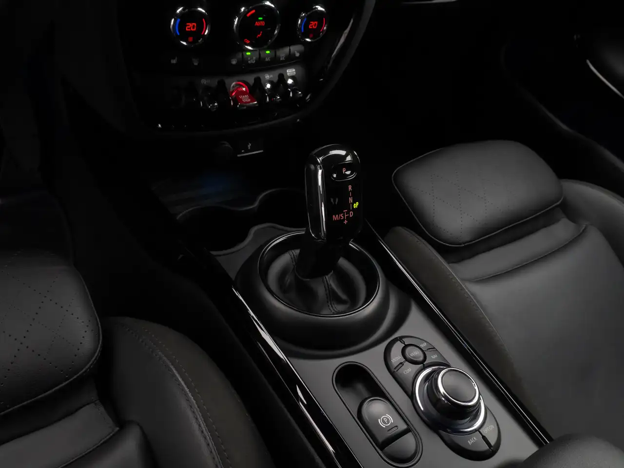 MINI Cooper Classic Trim Kamera DAB Sport, миниатюра 22