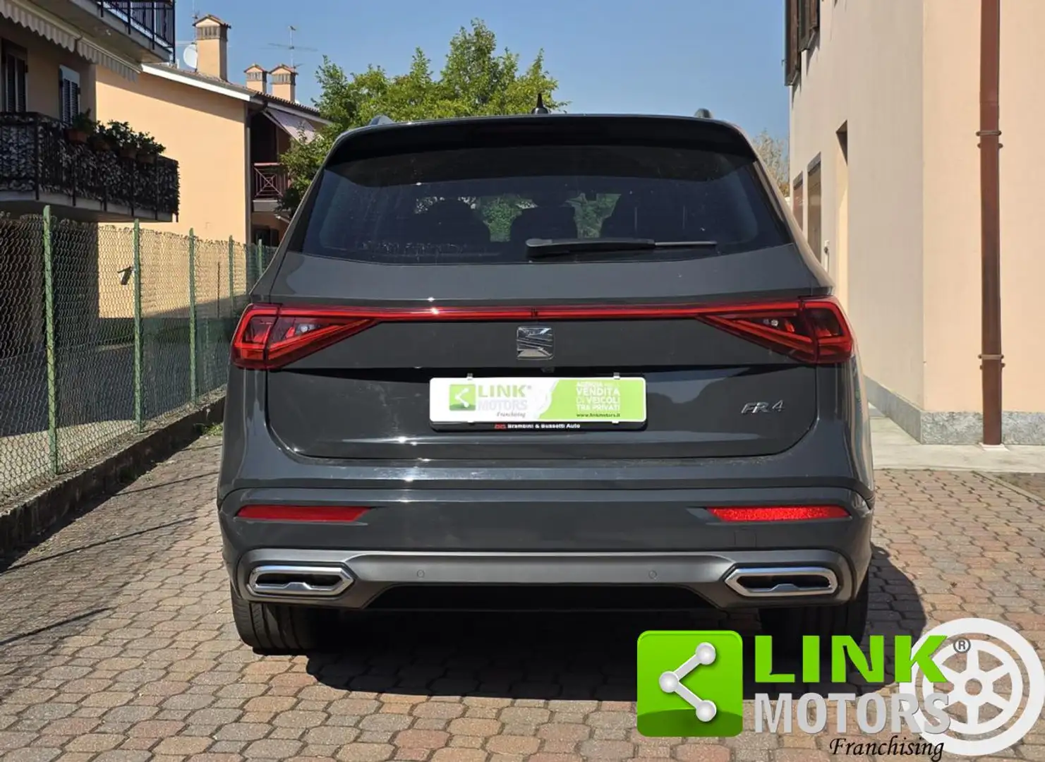 SEAT Tarraco 2.0 TSI 190 CV 4drive FR Grigio - 2