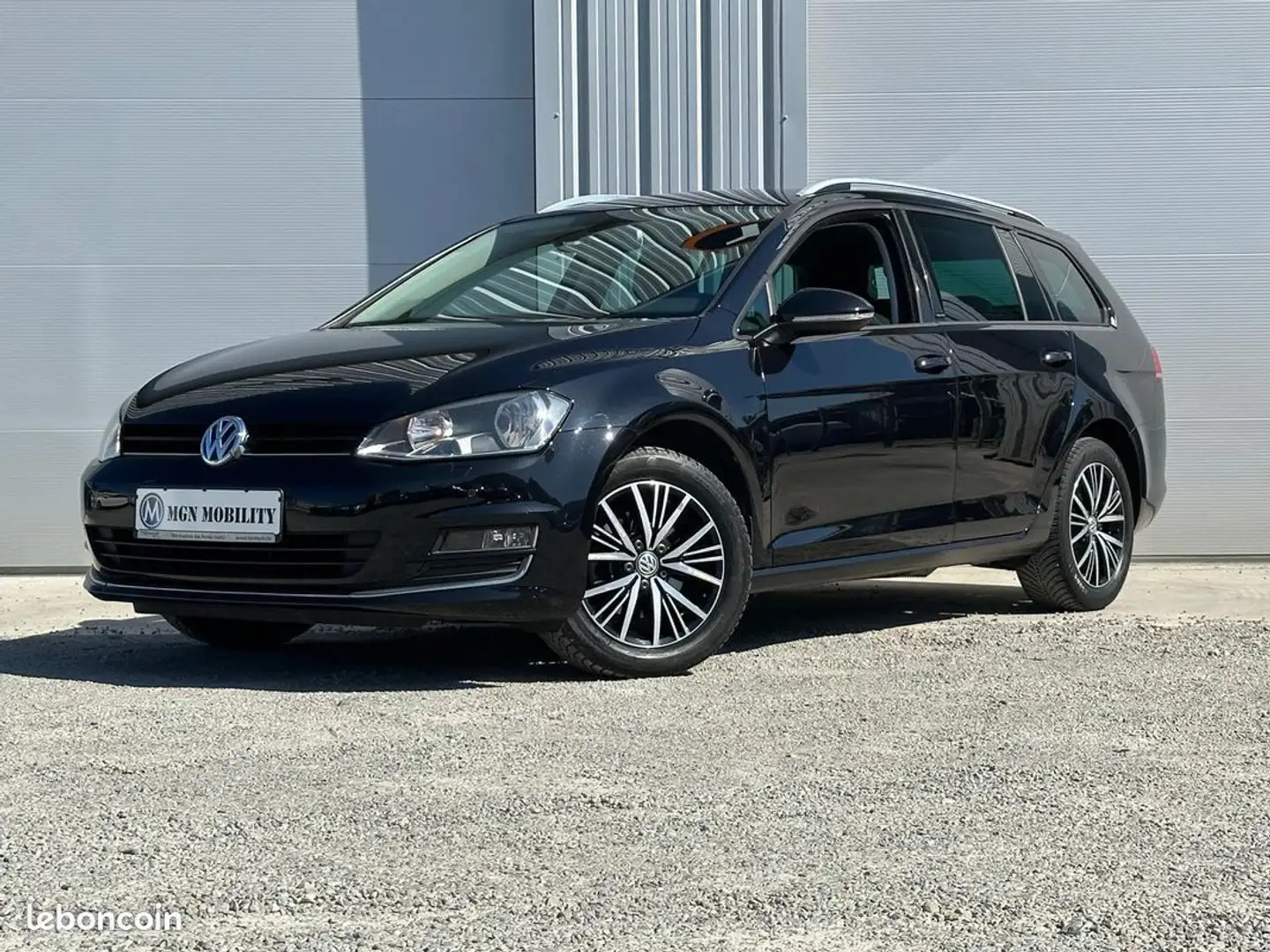 Volkswagen Golf SW Allstar TSI 125 Zwart - 1