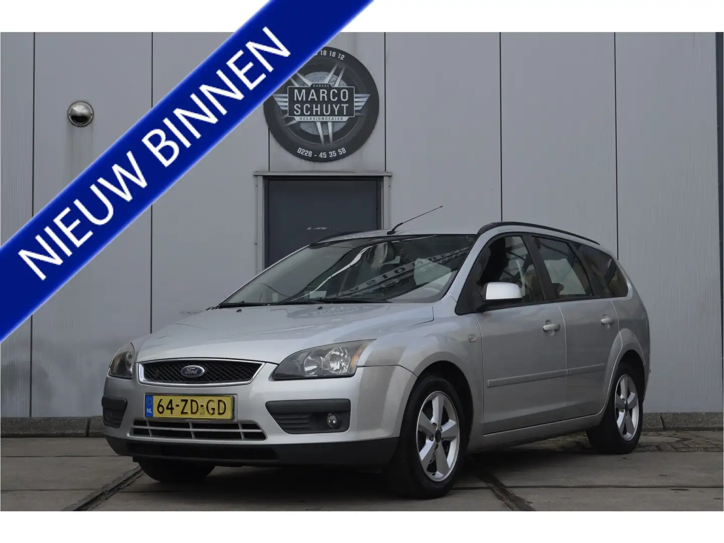 Ford Focus Wagon 1.8-16V Ambiente Flexifuel Grigio - 1