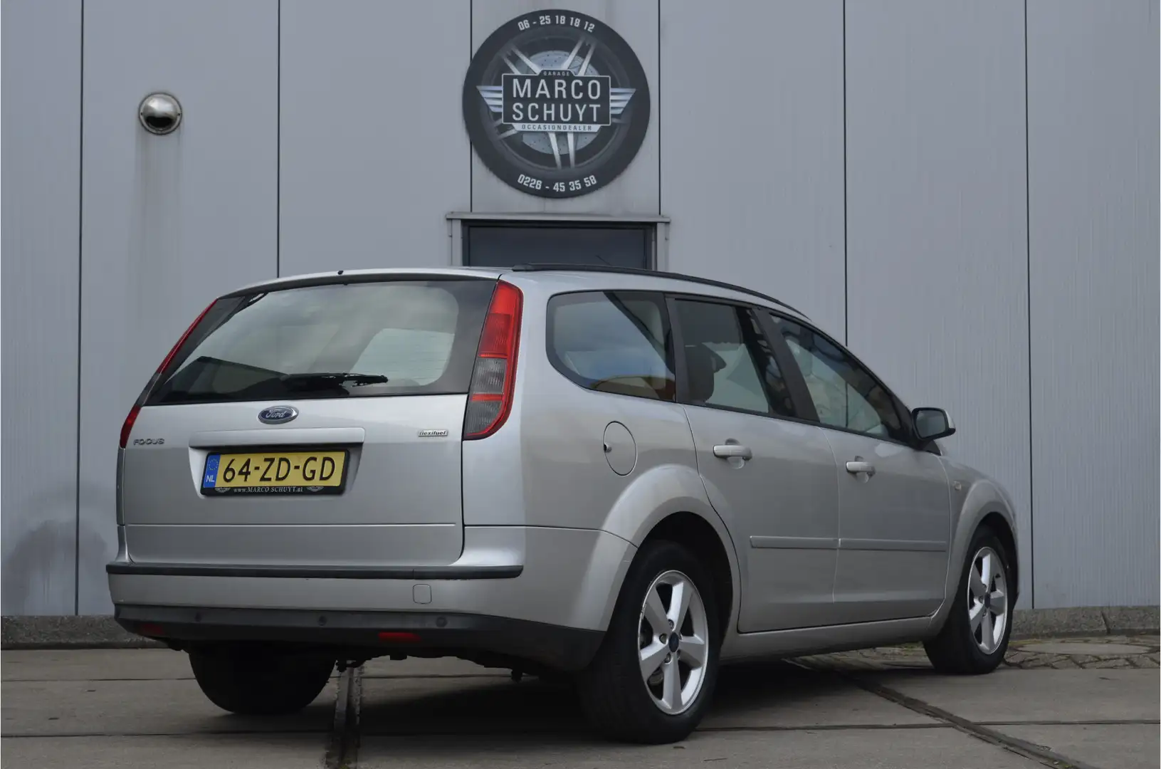 Ford Focus Wagon 1.8-16V Ambiente Flexifuel Grigio - 2
