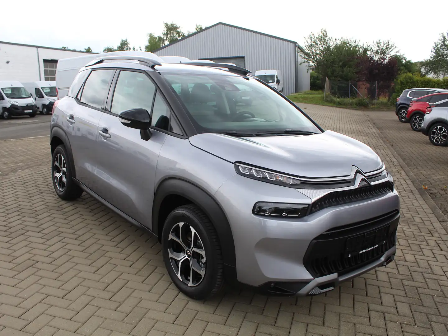 Citroen C3 Aircross Plus PT130 EAT6 Navi LED Sitzheizung Allwetter Szary - 2