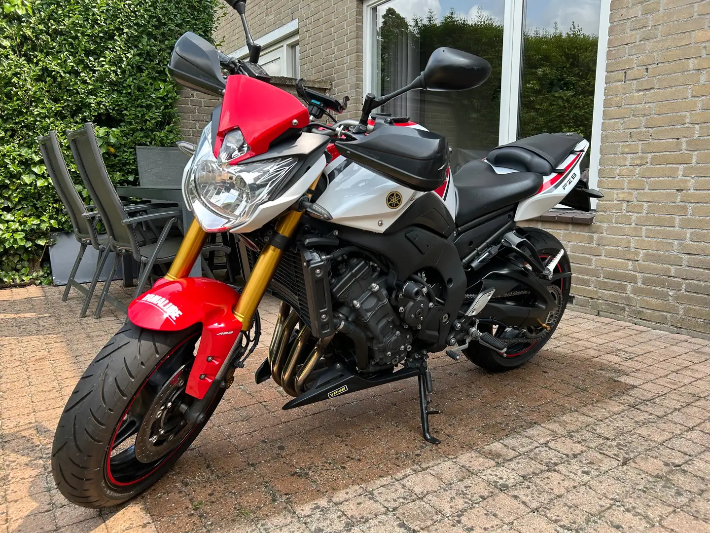 Yamaha FZ 8 50th anniversary edition Negru - 1