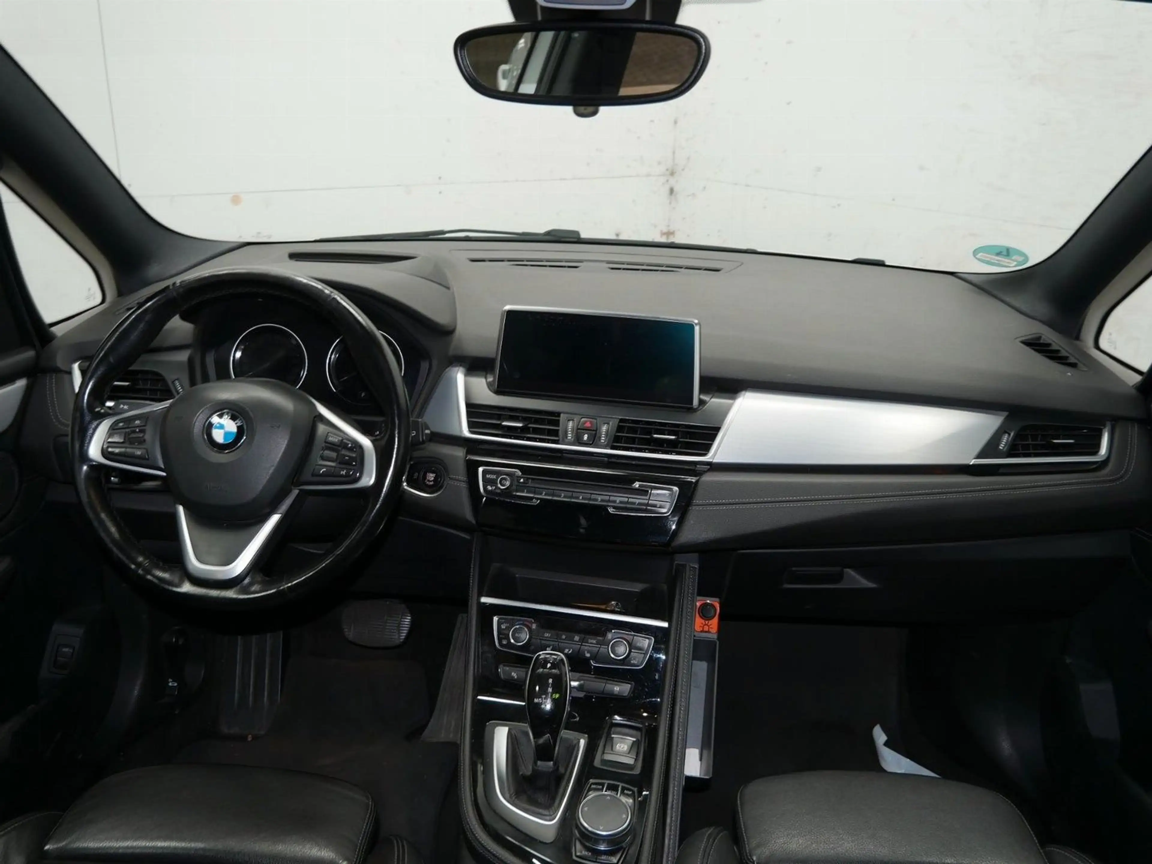 BMW 220 220 d Gran Tourer xDrive /MEMORY / KAMERA /LEDER — photo 6