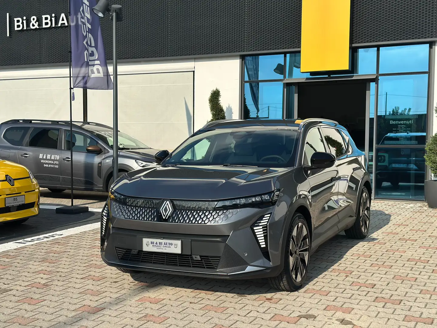 Renault Scenic Scenic V E-Tech E-Tech Techno comfort range 170cv Grigio - 1