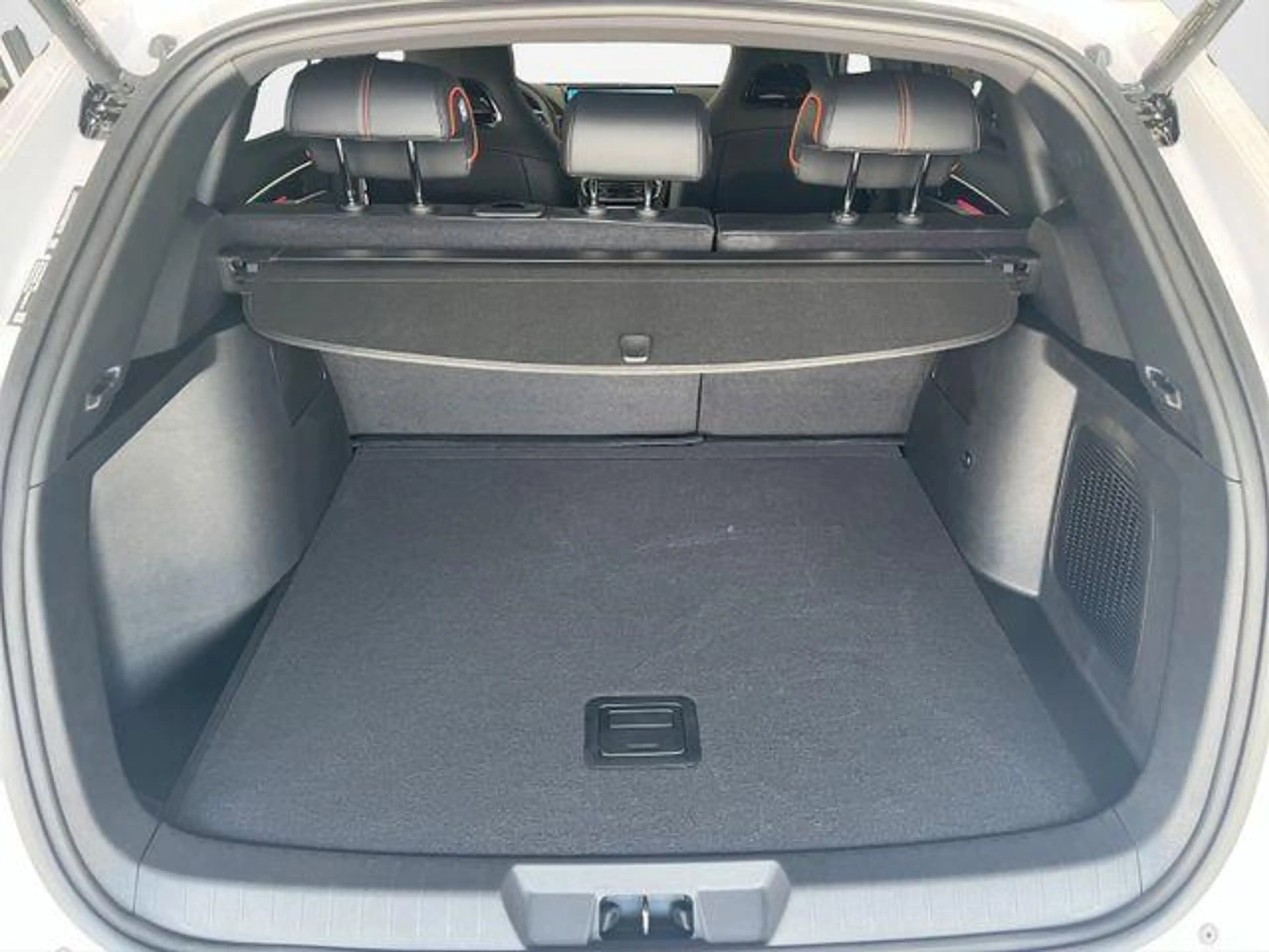 BYD Seal U DM-i Design AWD /360°/HUD/SHZ/PANO-DA 238 kW (3... — photo 11