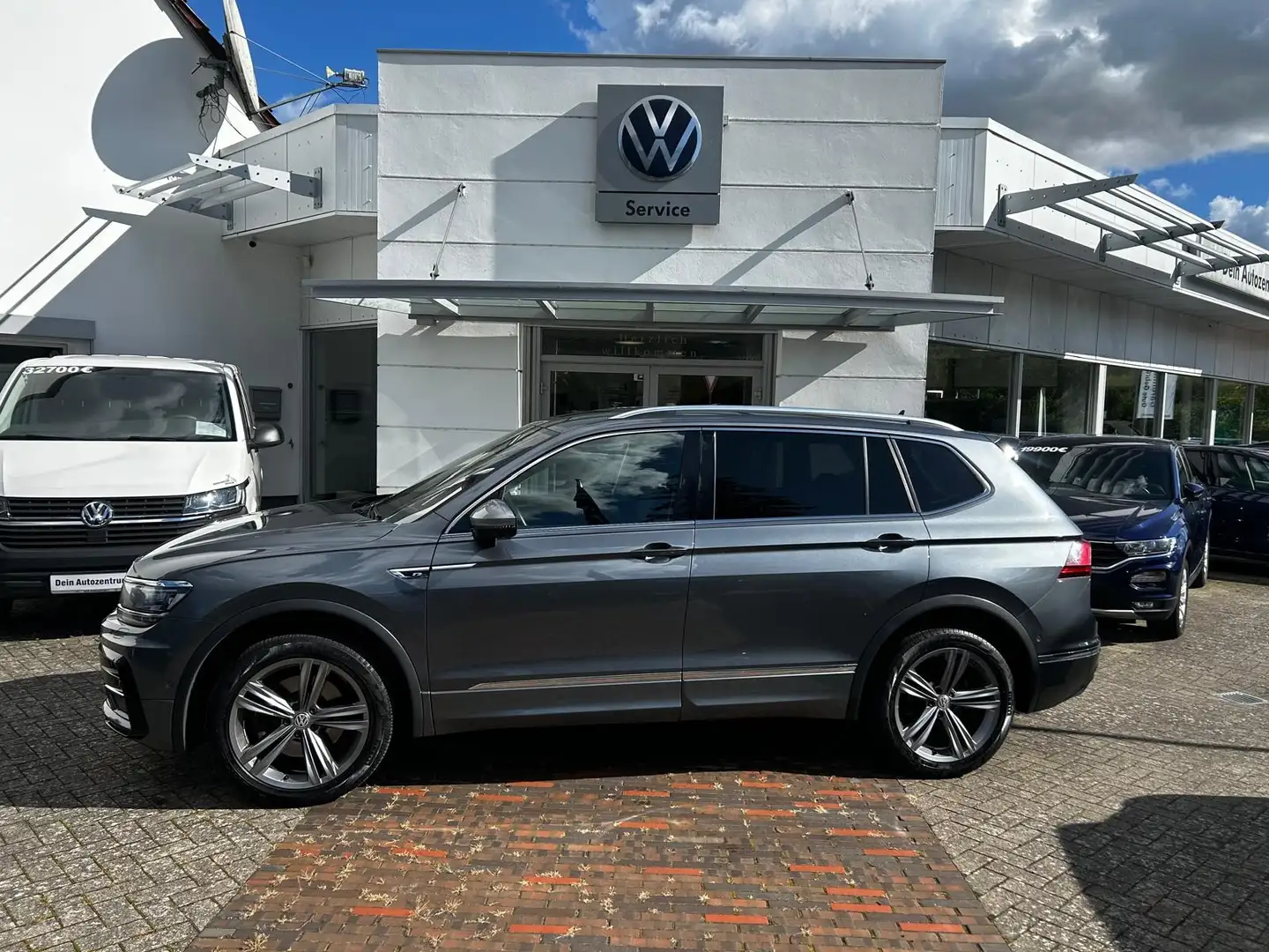 Volkswagen Tiguan Allspace BW 2.0 TDI DSG 4M Highline Gris - 2