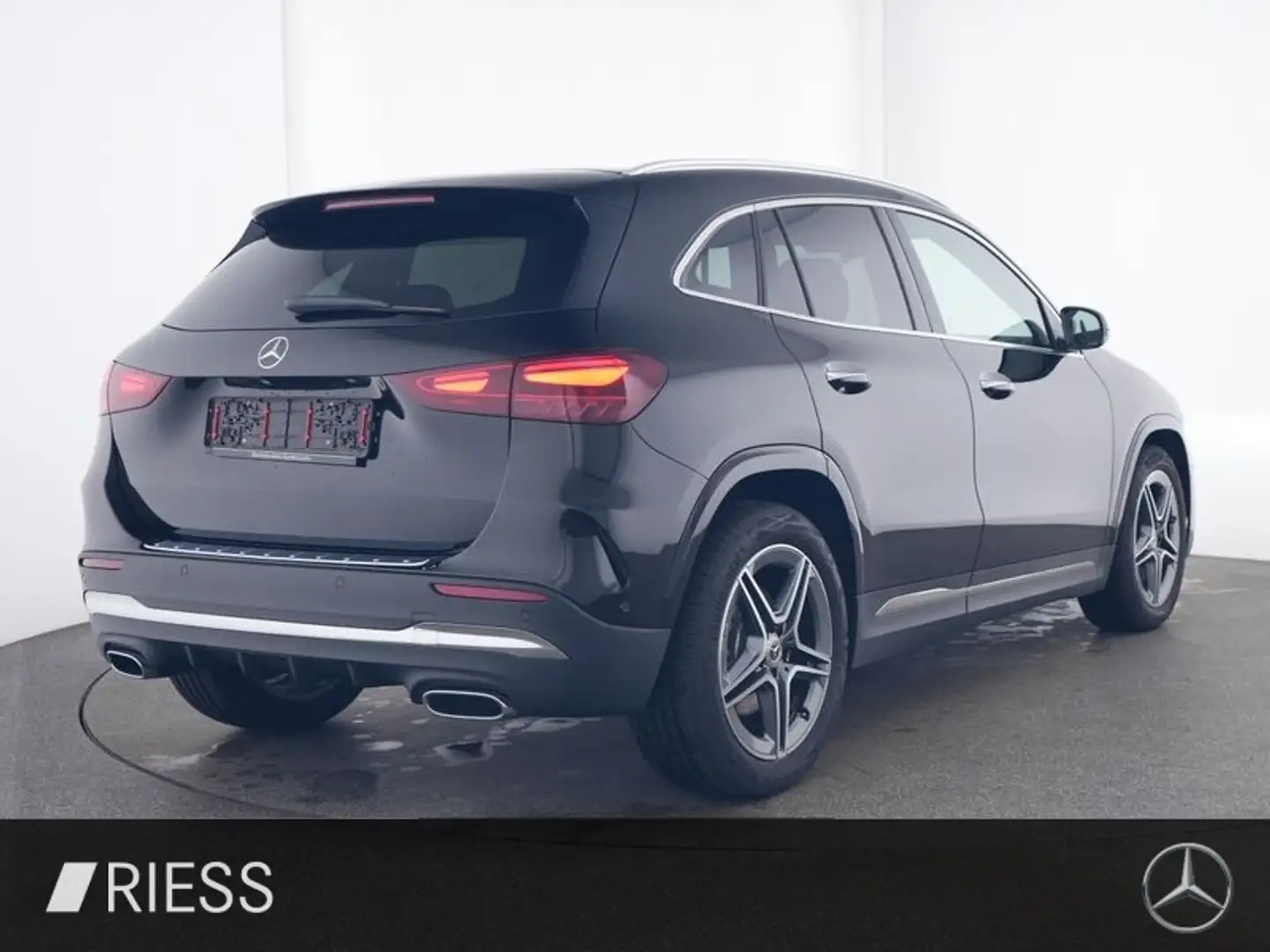Mercedes-Benz GLA 250 4MATIC SpurW W-Paket S-Sitz KeyLess PDC Noir - 2