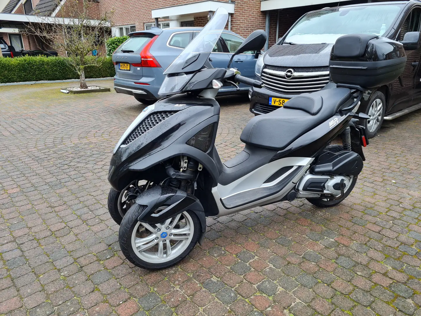Piaggio MP3 300 mp3 300 LT yourban Negru - 1