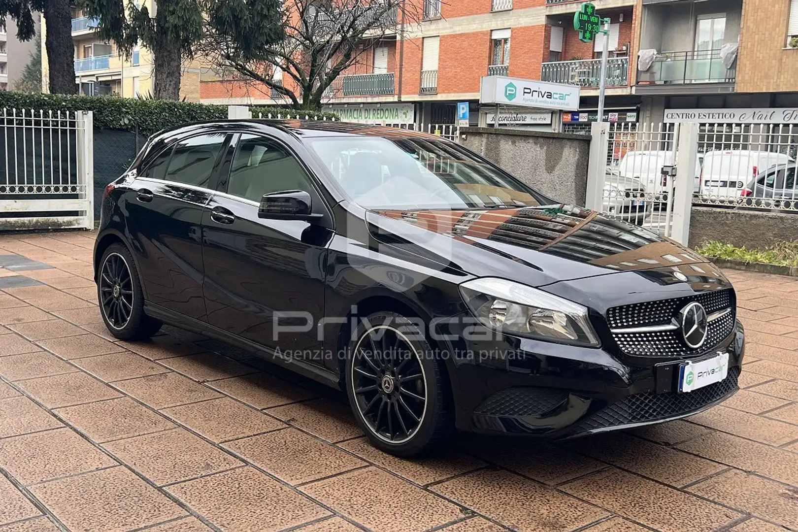 Mercedes-Benz A 180 A 180 CDI Automatic Executive Nero - 2