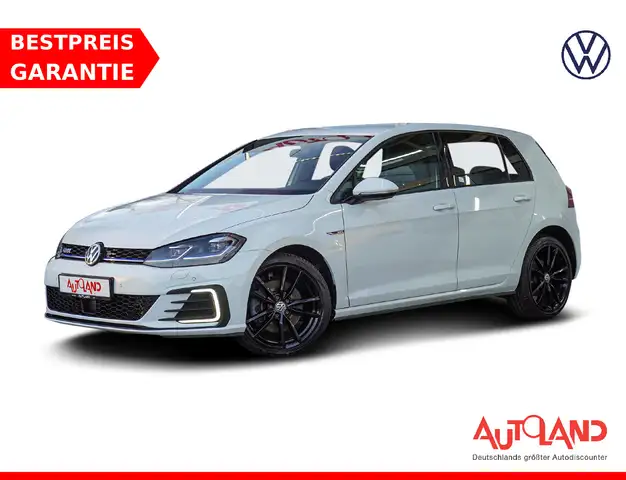 Volkswagen Golf VII GTE 1.4 TSI DSG LED ACC Navi Totwinkel