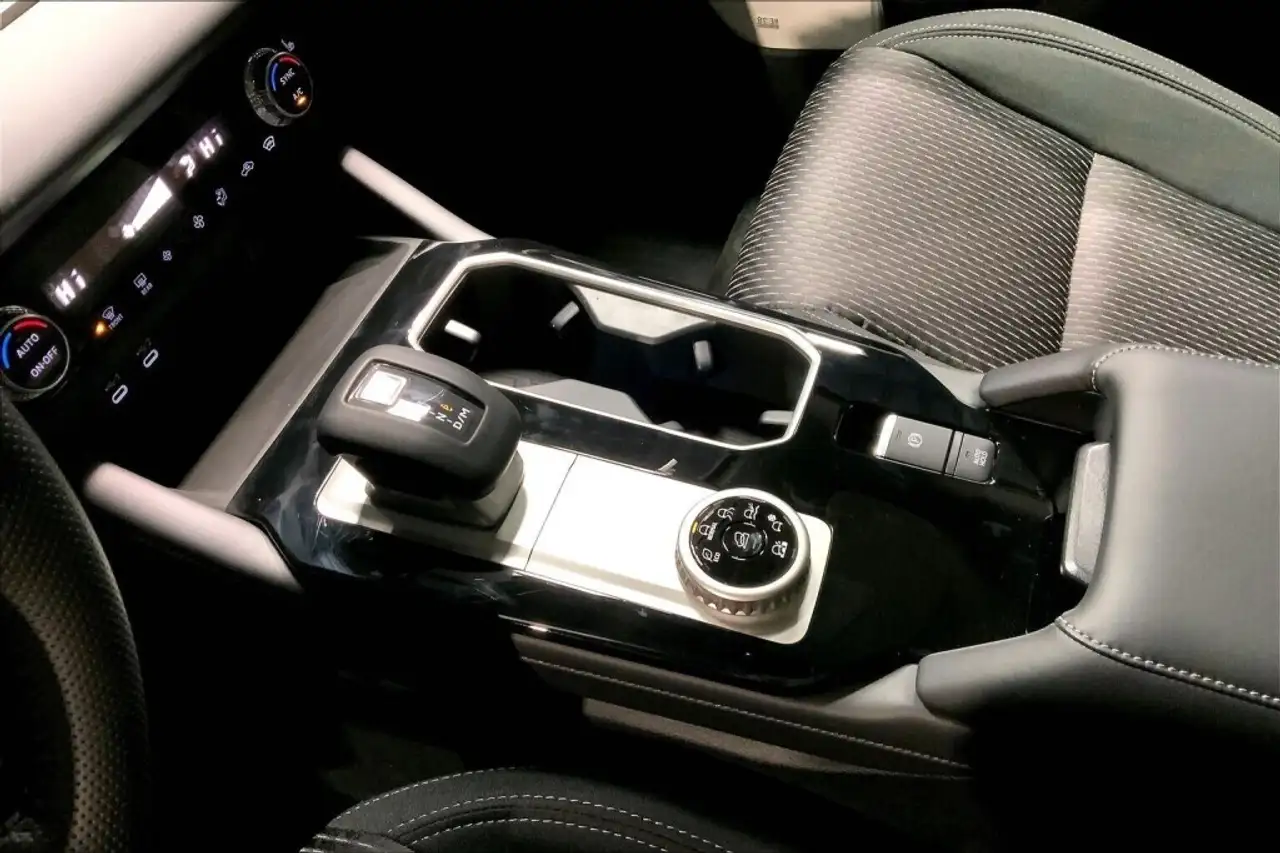 Mitsubishi Outlander снимка Mitsubishi Outlander