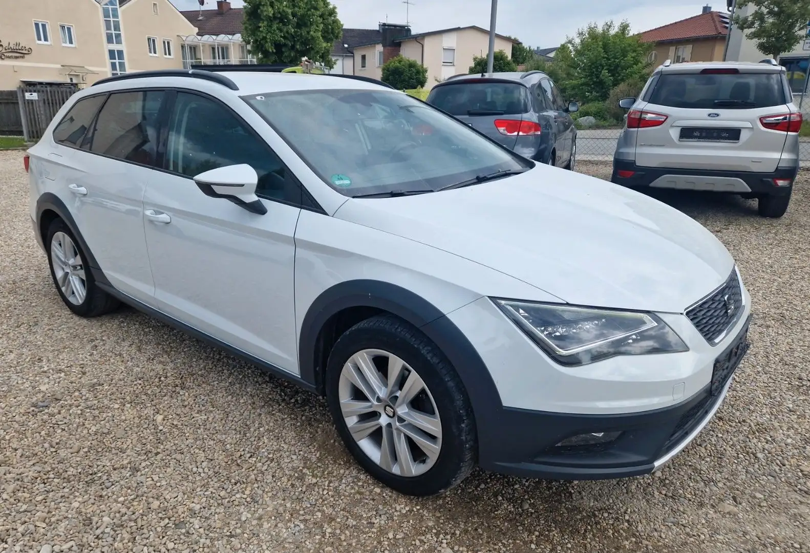 SEAT Leon TDI ST X-Perience 4Drive Weiß - 2