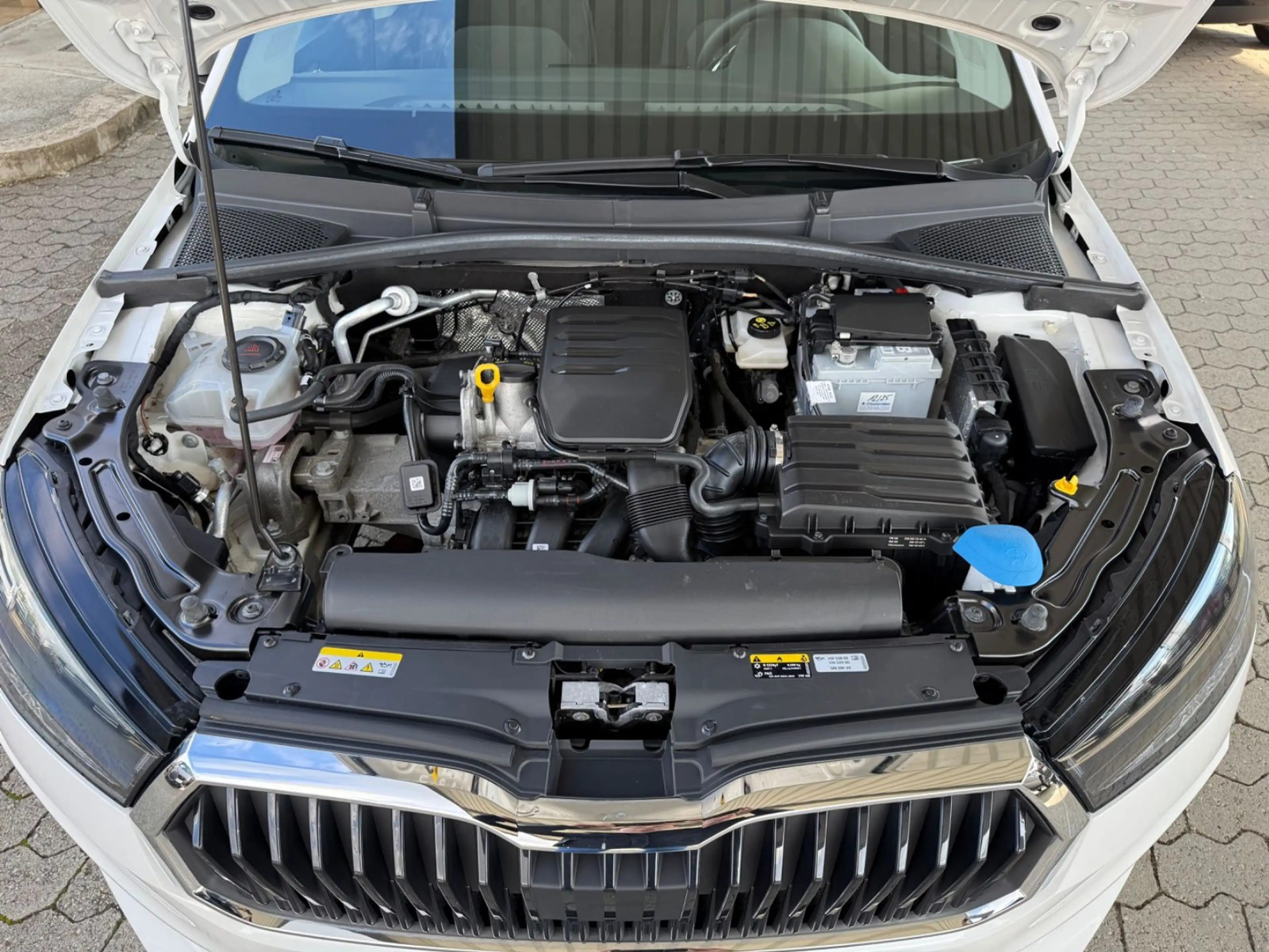 Skoda Fabia Selection LED CARPLAY DAB TEMPOMAT — photo 7