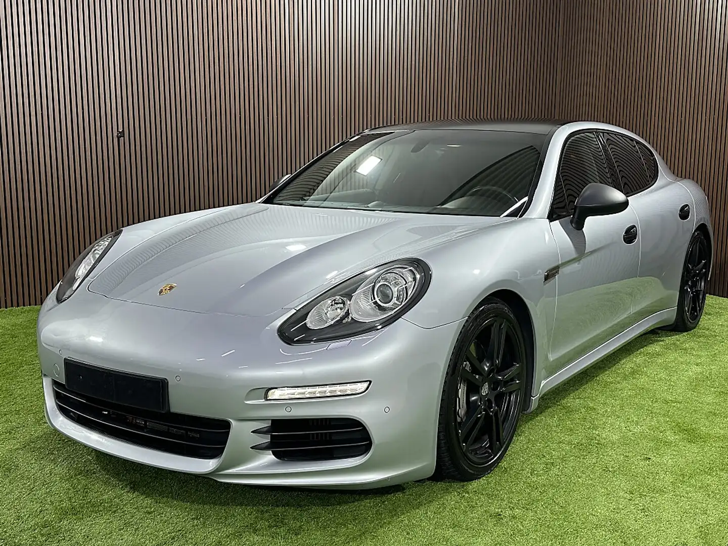 Porsche Panamera 4 S PDK Facelift 970 *Sport Chrono* *erweiterte... Grau - 2