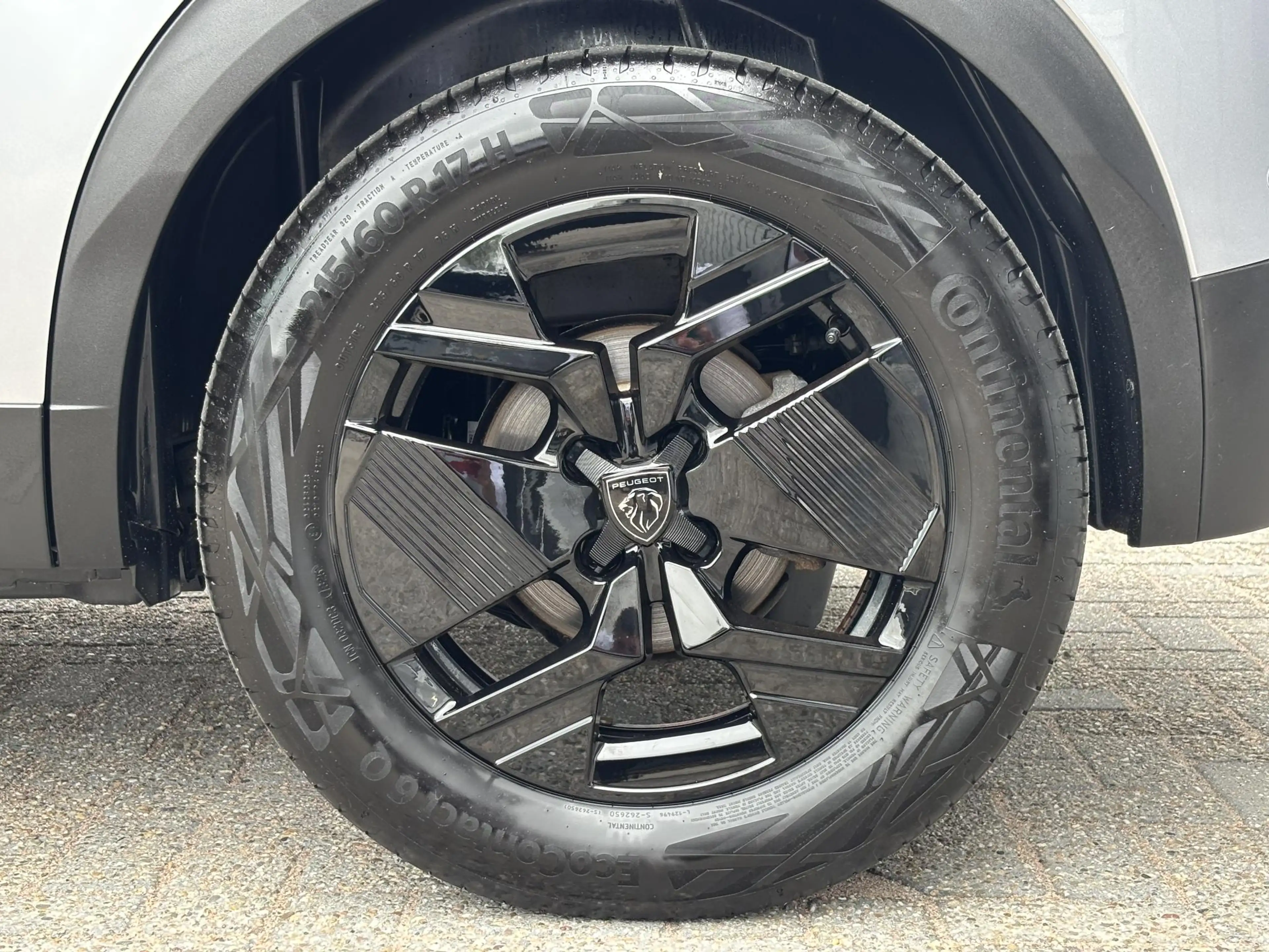 Peugeot e-2008 Allure Avantage 54 kWh | ACCU 97% | 360º Camera | — photo 7