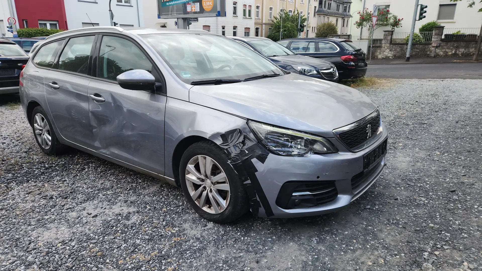 Peugeot 308 Active/1,6 HDI/Euro6/AHK/PDC V+H/Sitzheizung/Klima Gris - 1
