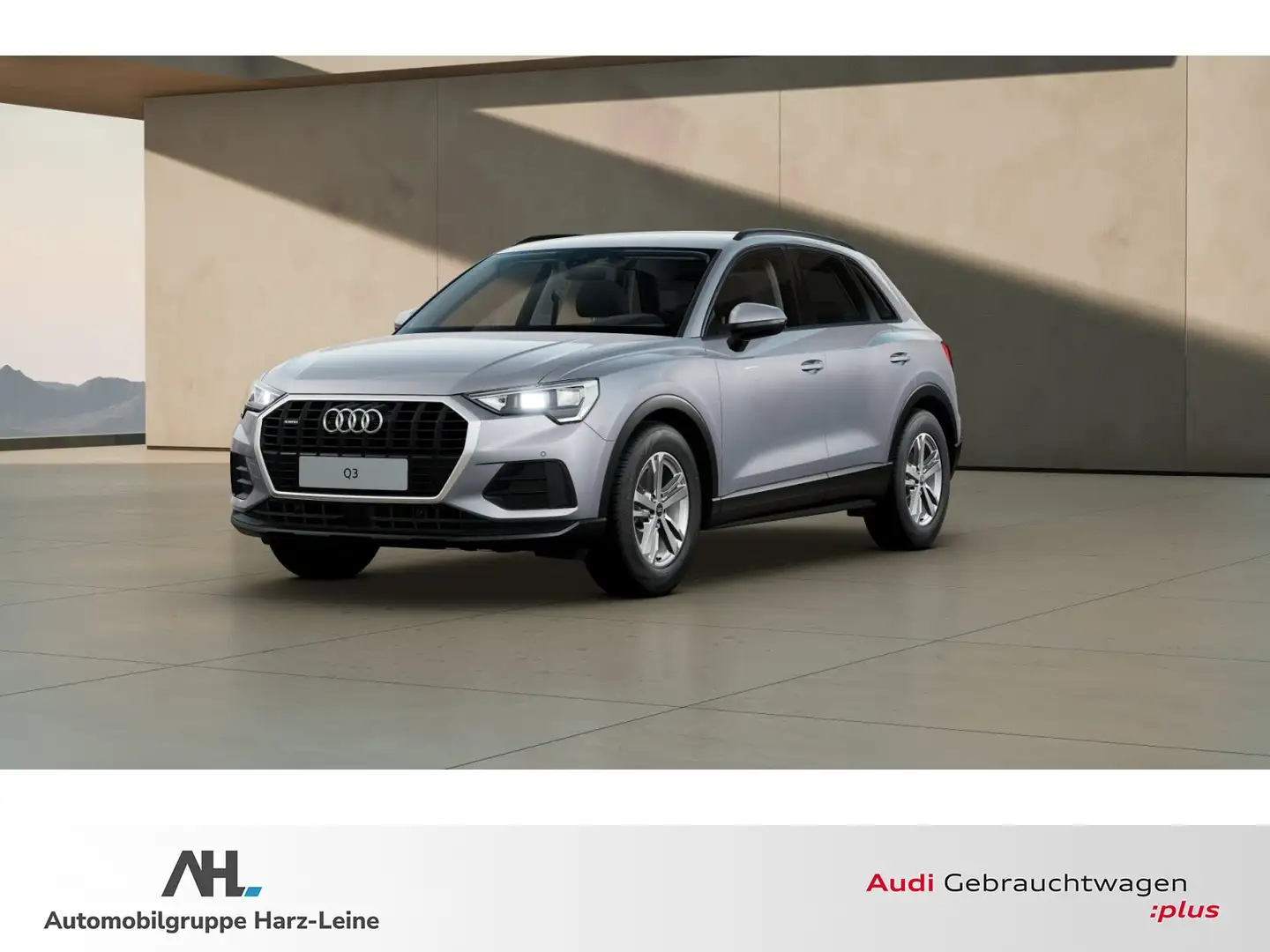 Audi Q3 35 TDI quattro S-tronic Navigation Anhängevorricht Silber - 1
